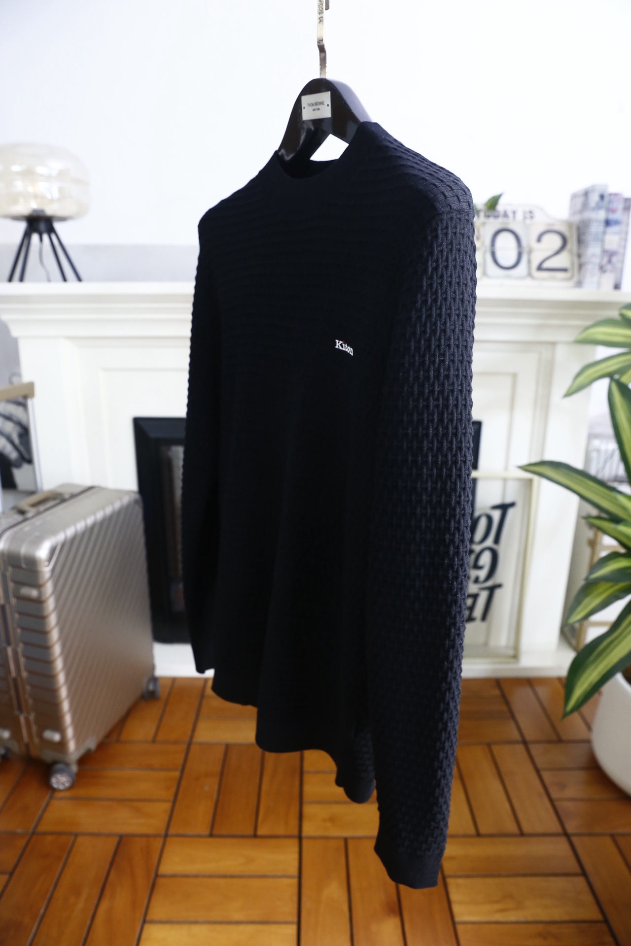 🔥kiton.25秋冬新品！时尚男士百搭毛衫👍采用华夫格针织工艺✅甄选优质棉羊毛混纺面料，触感柔软亲肤且