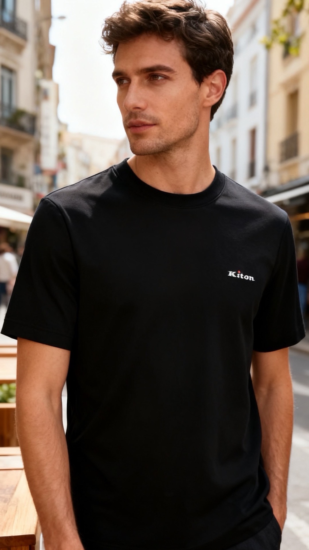 🔥Kiton.26早春新品🆕时尚男士圆领短袖T恤👍采用舒适柔软亲肤面料，经特殊柔化工艺处理，触感细腻亲肤