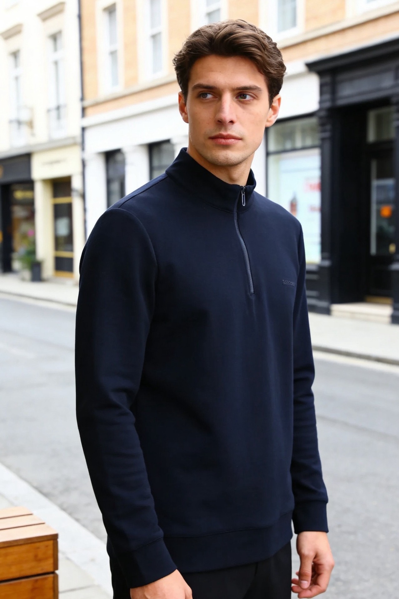 🔥巴宝莉.（🌾）25秋冬男士半拉链立领卫衣，属于秋冬季节的实用型单品，采用半开拉链立领设计，既能够防风保