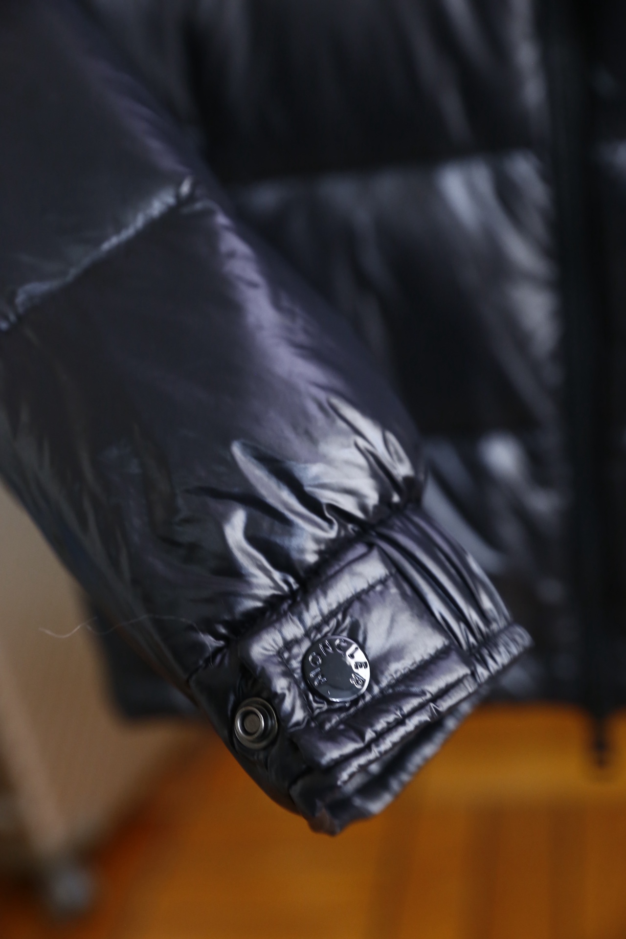 🔥蒙口/Mon*ler.（🌾）25秋冬男士连帽羽绒服，属于品牌兼具专业保暖性与潮流辨识度的秋冬核心单品。