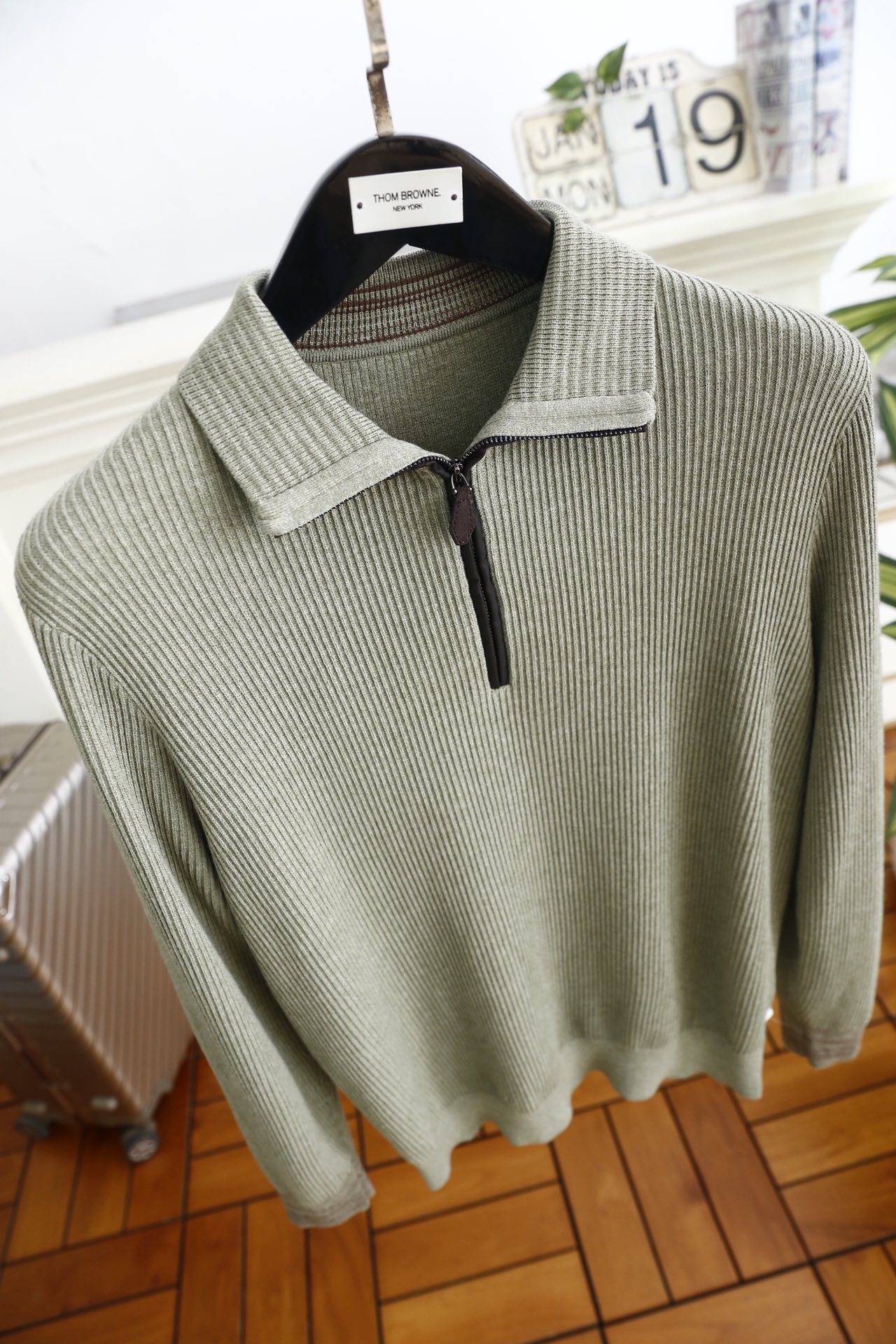 🔥lP🆕.（🌾）25秋冬男士半拉链翻领坑条针织衫，属于秋冬季节的通勤百搭单品，采用简约的半开拉链翻领设计