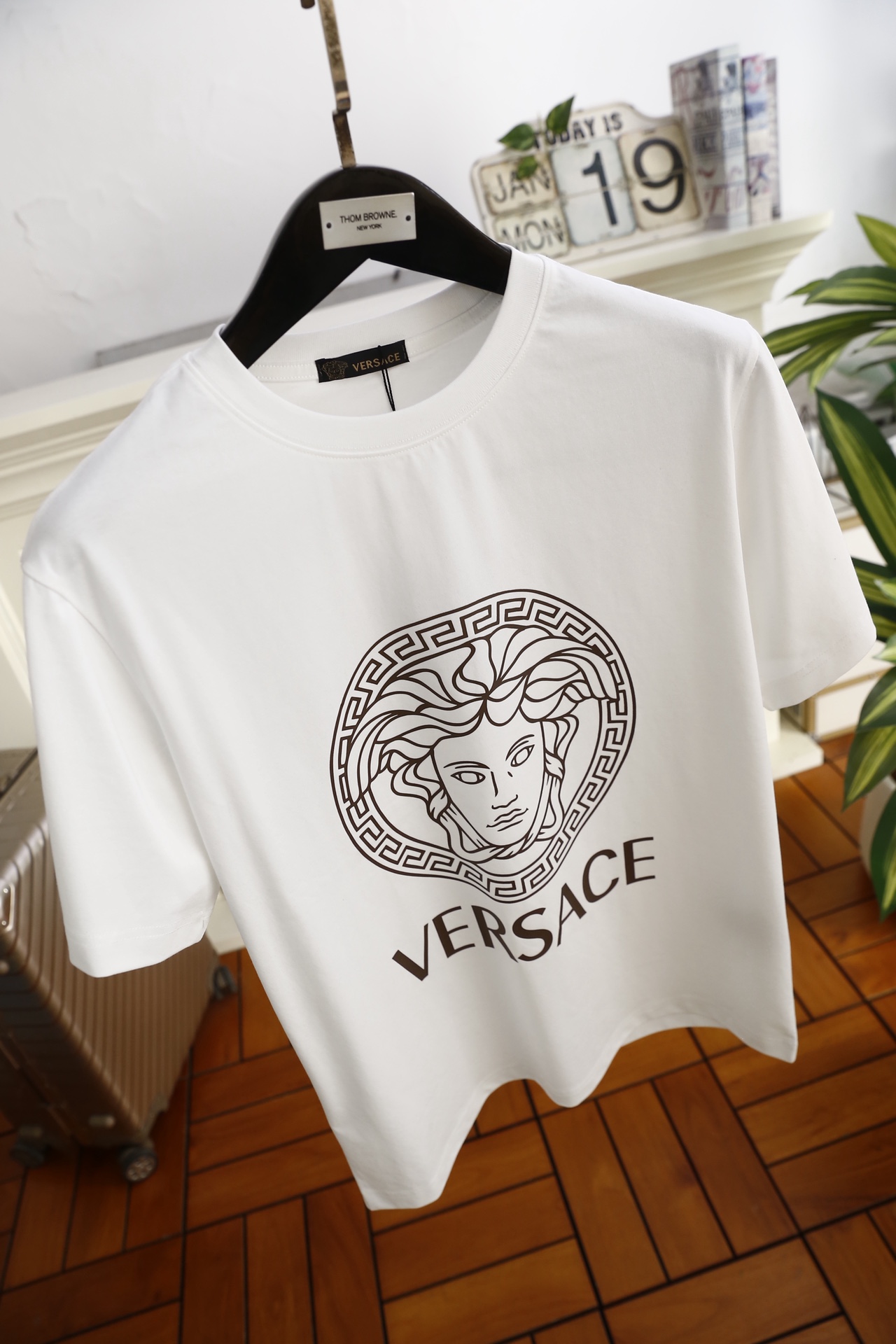 🔥范思泽.（🌾）2026早春新品！时尚男士圆领短袖T恤，采用高支欧洲棉棉面料，触感柔软亲肤，透气性佳，宽