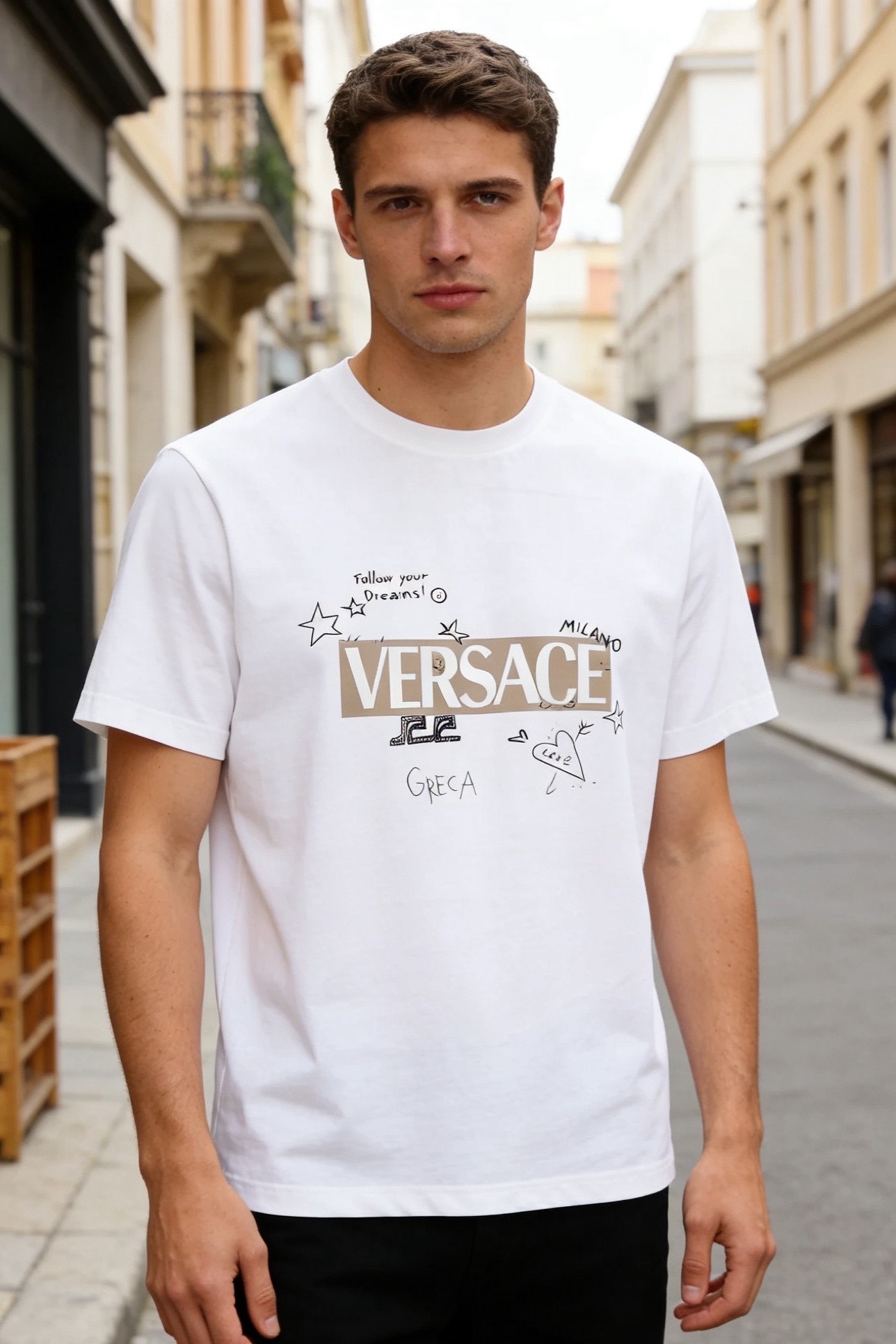 🔥范思哲.（🌾）2026春夏新品🆕时尚男士圆领短袖T恤，甄选高支舒适棉面料，触感细腻软糯，上身透气不闷汗