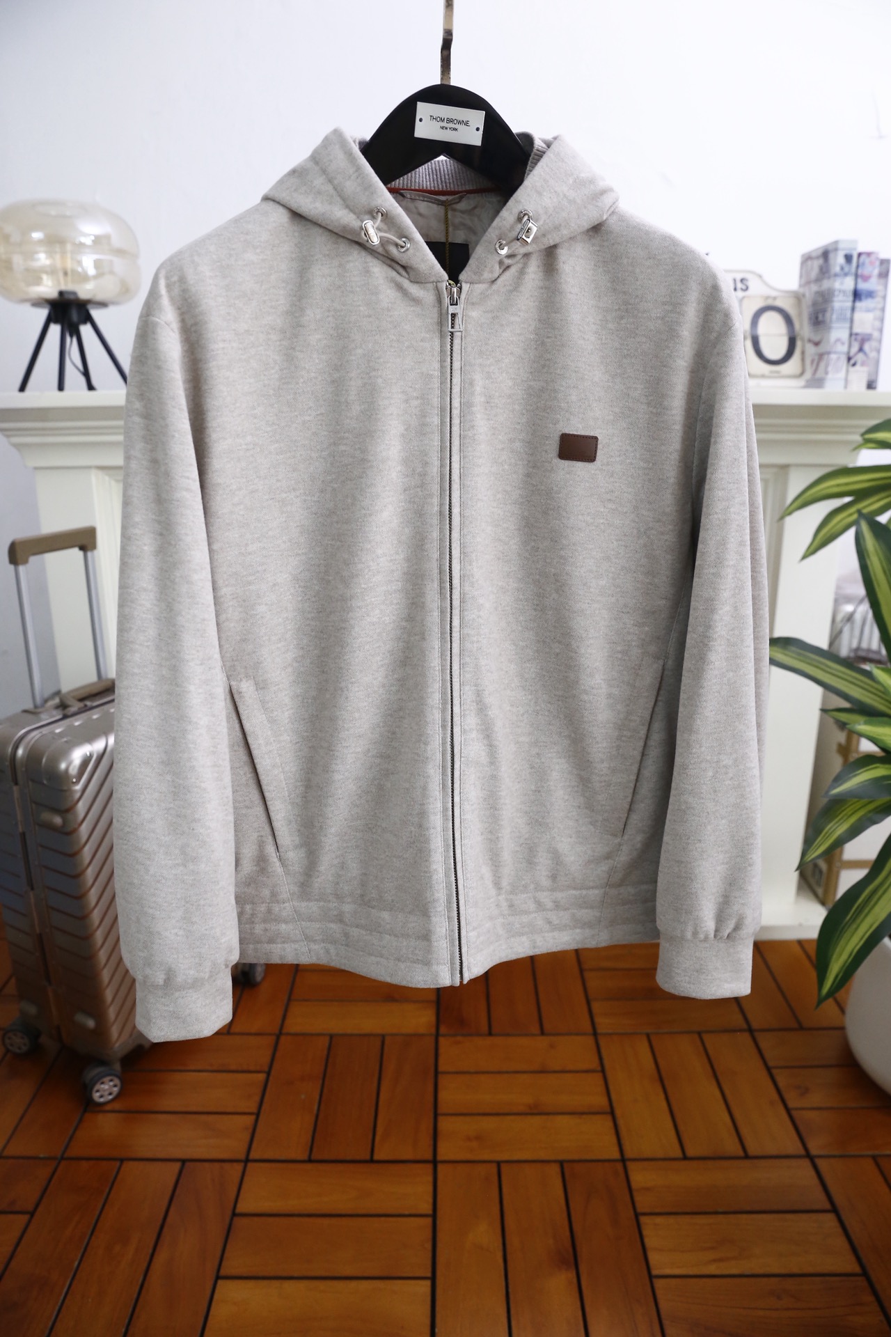 🔥lP🆕.（🌾）2026早春新款！时尚男士原单连帽拉链卫衣套装，采用重磅棉质混纺面料打造，触感柔软且兼具