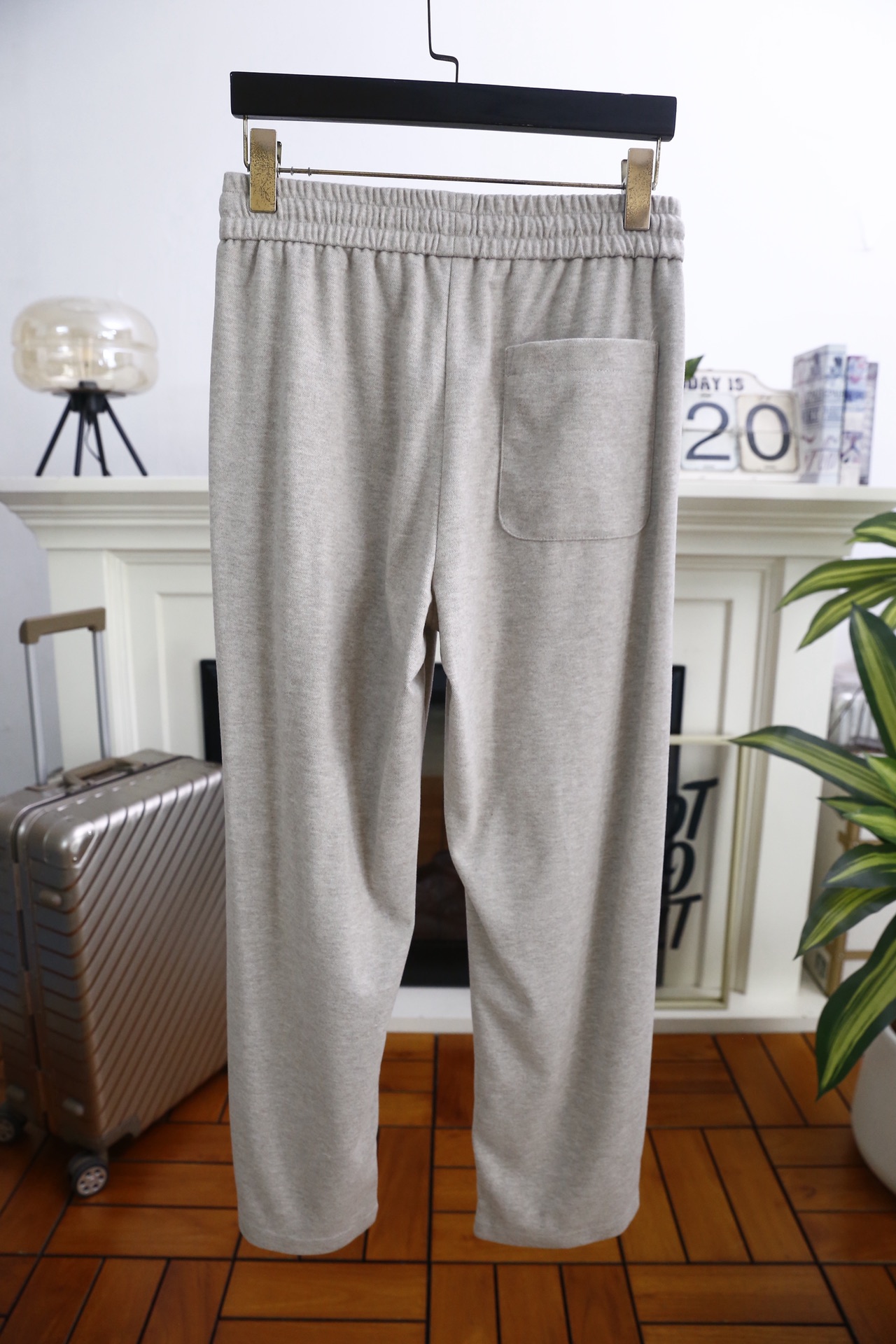 🔥lP🆕.（🌾）2026早春新款！时尚男士原单连帽拉链卫衣套装，采用重磅棉质混纺面料打造，触感柔软且兼具