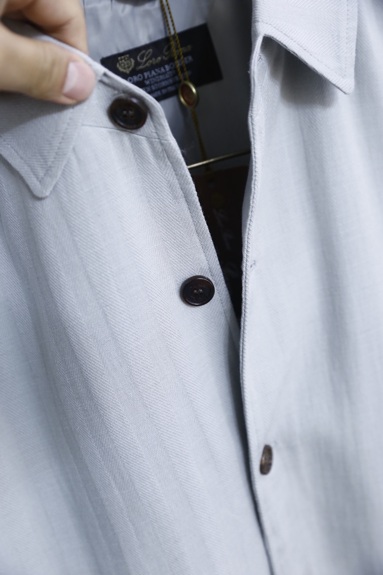 🔥lP🆕.（🌾）2026早春新品！时尚男士原单翻领夹克，采用兼具挺括感与透气性的面料打造，简约利落的单排