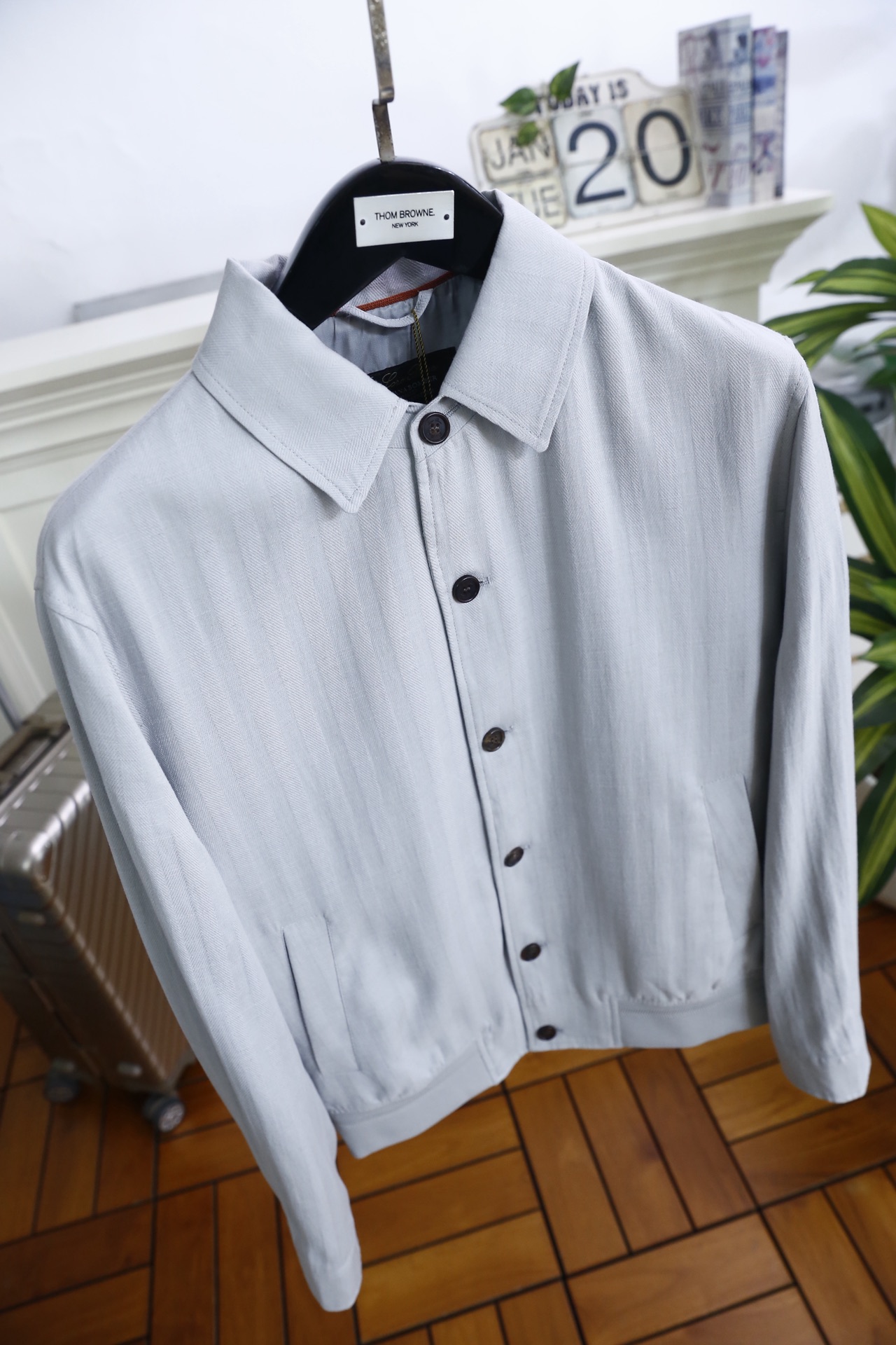 🔥lP🆕.（🌾）2026早春新品！时尚男士原单翻领夹克，采用兼具挺括感与透气性的面料打造，简约利落的单排