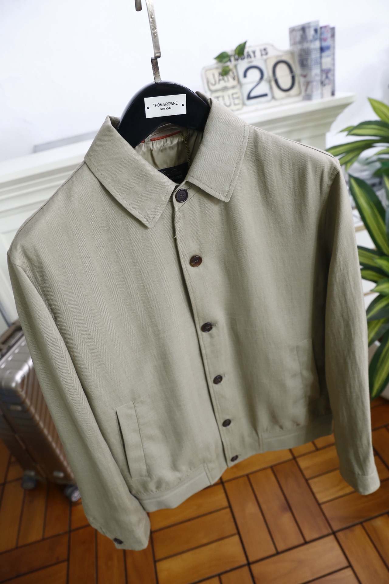 🔥lP🆕.（🌾）2026早春新品！时尚男士原单翻领夹克，采用兼具挺括感与透气性的面料打造，简约利落的单排