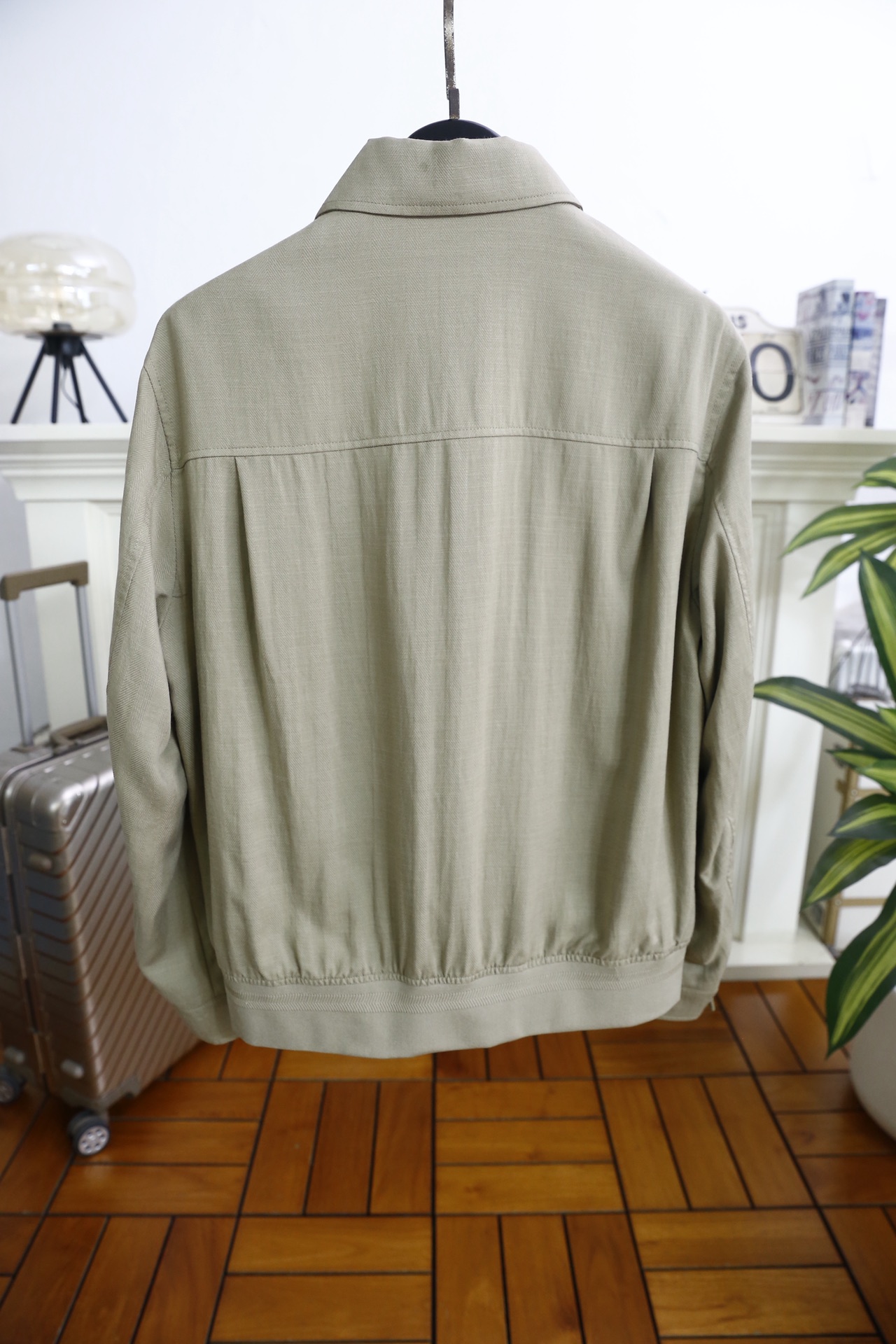 🔥lP🆕.（🌾）2026早春新品！时尚男士原单翻领夹克，采用兼具挺括感与透气性的面料打造，简约利落的单排