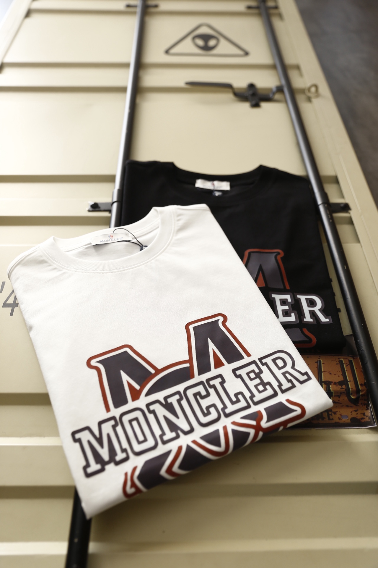 🔥蒙口.（🌾）2026早春新品🆕时尚男士圆领短袖T恤，甄选高支舒适棉面料，触感细腻软糯，上身透气不闷汗，