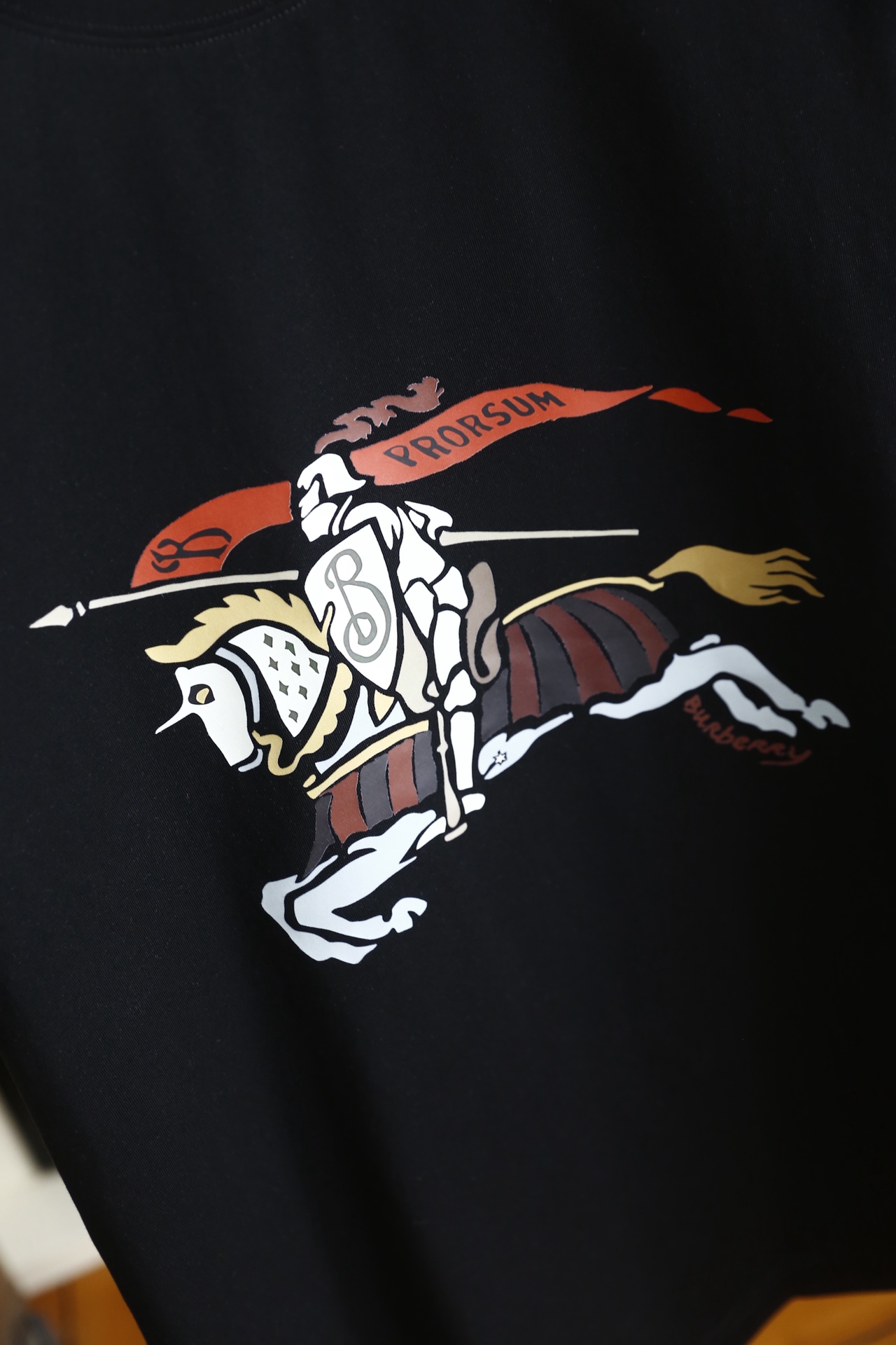 🔥巴宝丽.（🌾）2026早春新品🆕时尚男士圆领短袖T恤，甄选高支舒适棉面料，触感细腻软糯，上身透气不闷汗