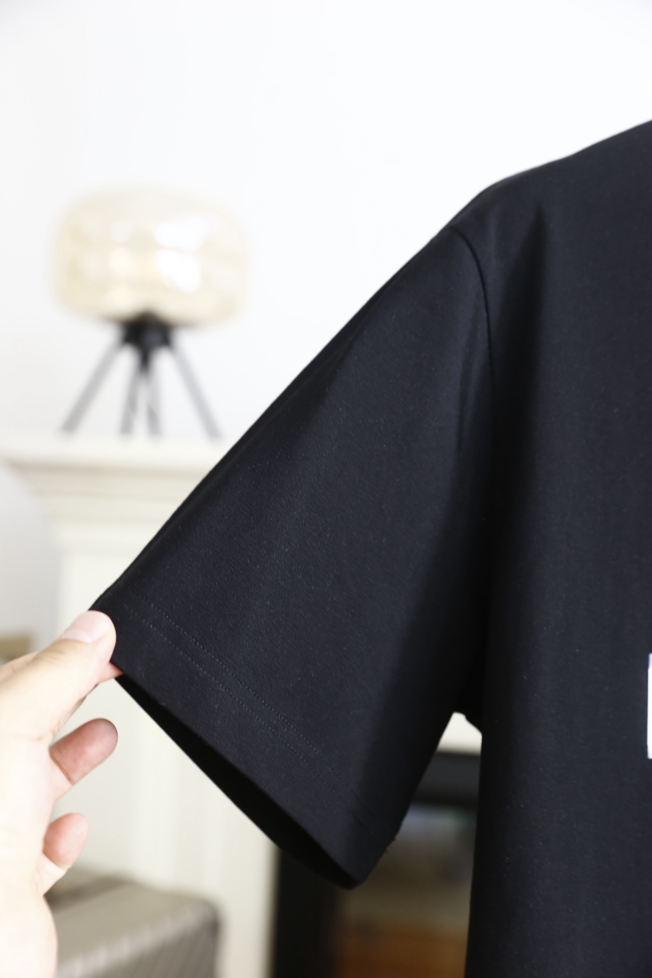 🔥范思哲.（🌾）2026春夏新品😎时尚男士百搭圆领短袖T恤，甄选高支棉面料，触感柔软且久洗不易变形，奢华