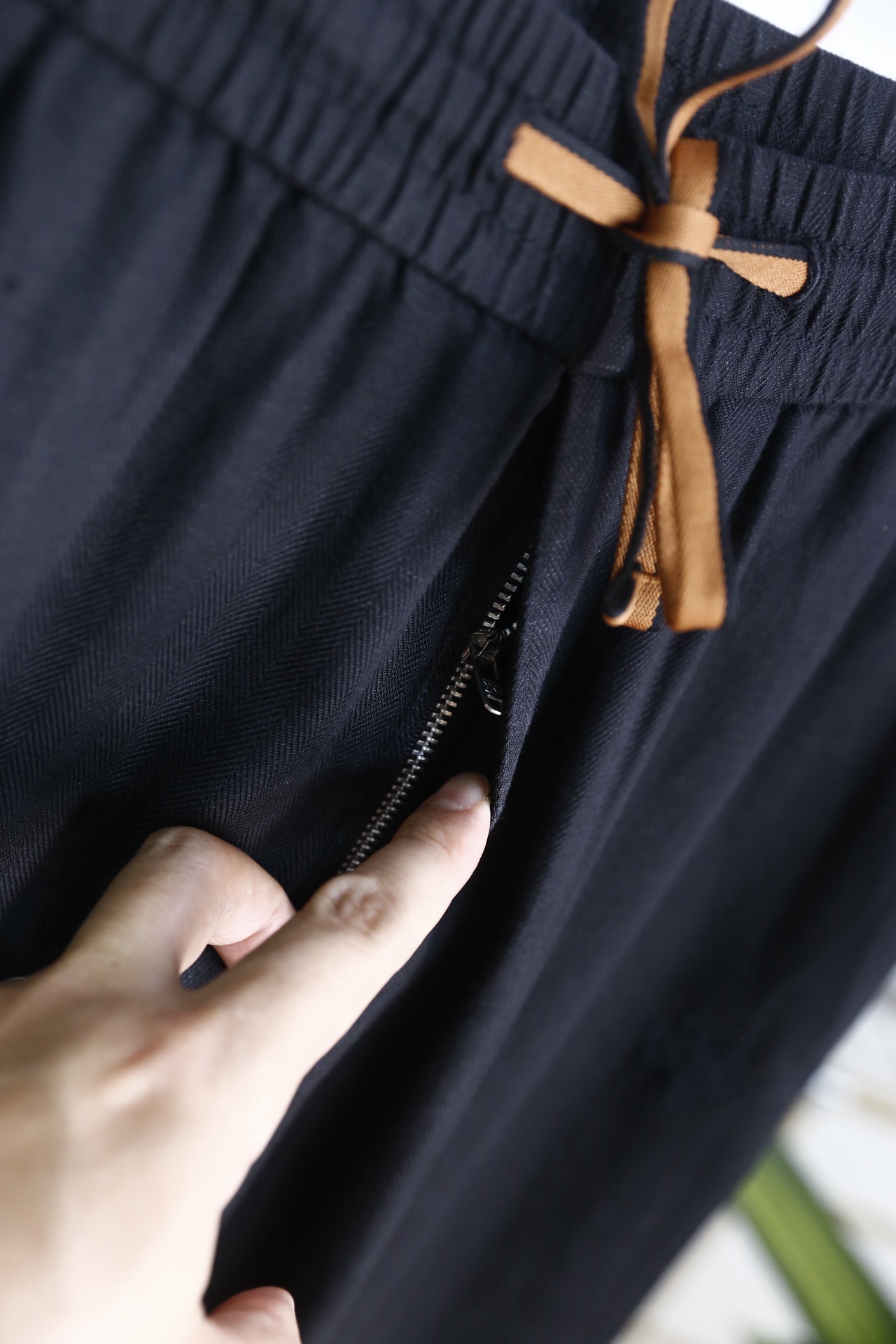 🔥Loro Piana.2026春夏新款！时尚男士百搭休闲裤👍原单品质，承袭意式轻奢工艺。采用麻棉面料，