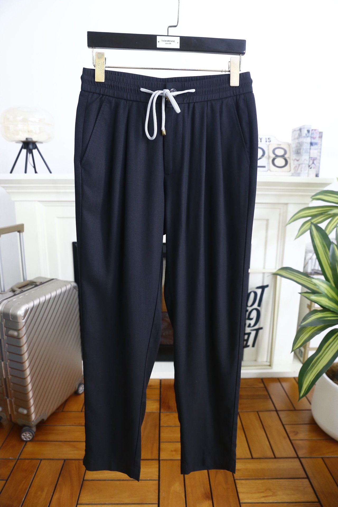 🔥Bc.2026春夏新款！时尚男士百搭休闲裤👍原单品质，承袭意式轻奢工艺。采用麻棉面料，透气亲肤，吸湿排