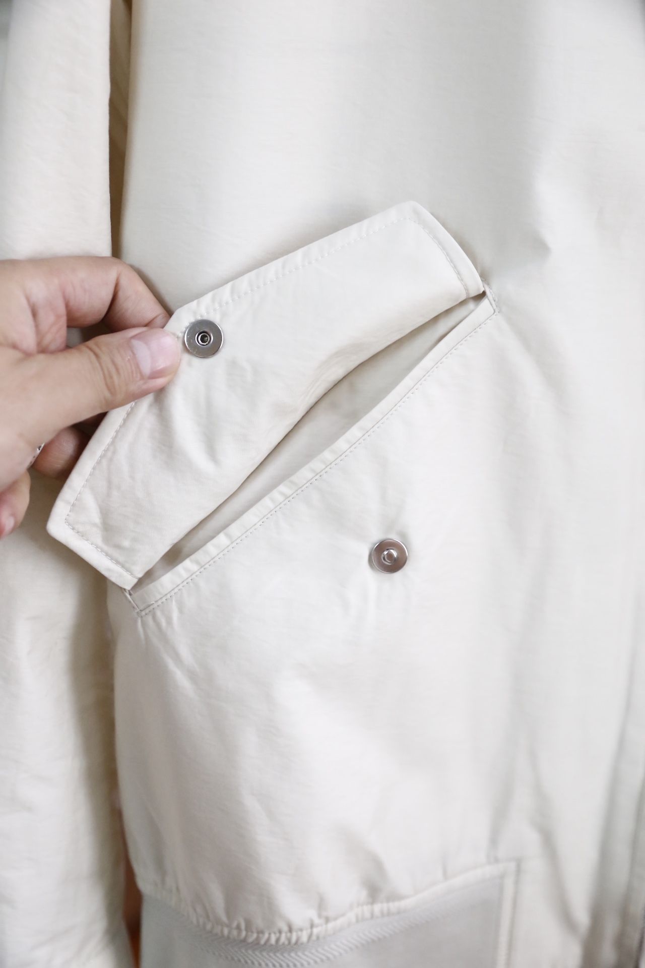 🔥Loro Piana.2026春季新款！经典立领男士夹克👍原单品质，承袭意式轻奢工艺。采用轻量挺括面料