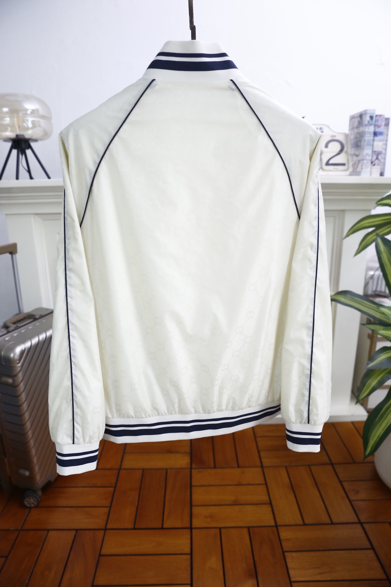 🔥古驰.2026春季新品✅经典立领男士夹克双面可穿👍🏼采用高端顶级透气面料！顶级时尚大牌元素设计，采用定