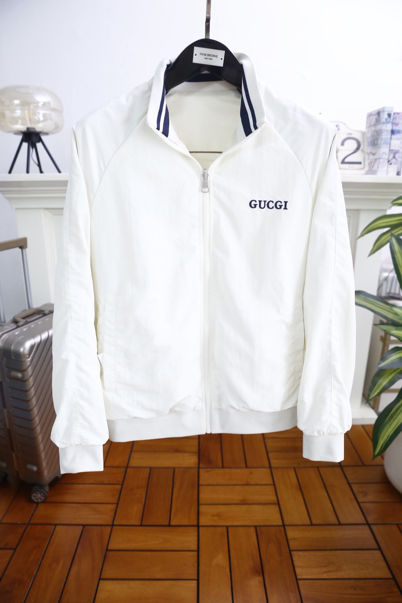 🔥古驰.2026春季新品✅经典立领男士夹克双面可穿👍🏼采用高端顶级透气面料！顶级时尚大牌元素设计，采用定