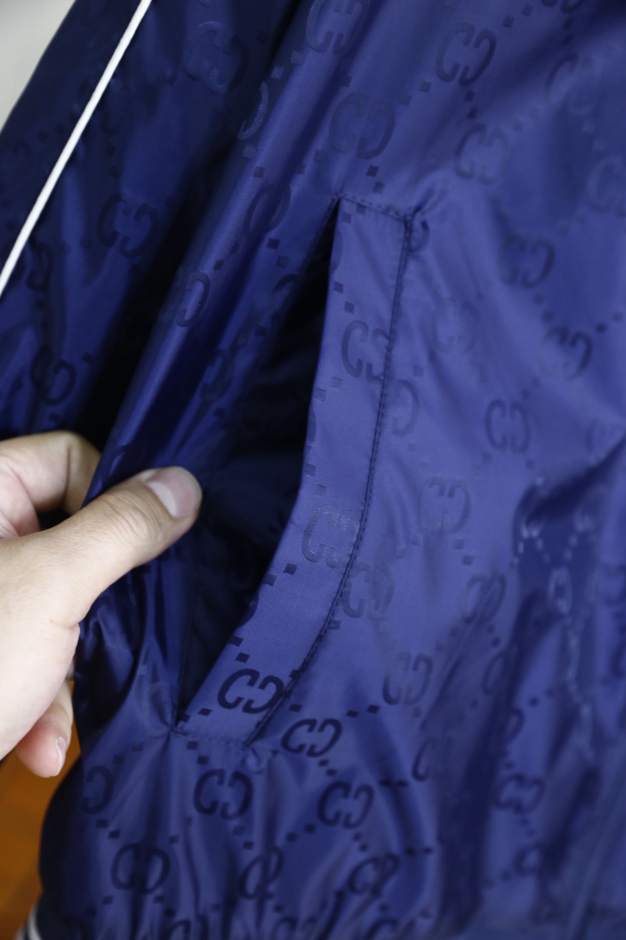 🔥古驰.2026春季新品✅经典立领男士夹克双面可穿👍🏼采用高端顶级透气面料！顶级时尚大牌元素设计，采用定