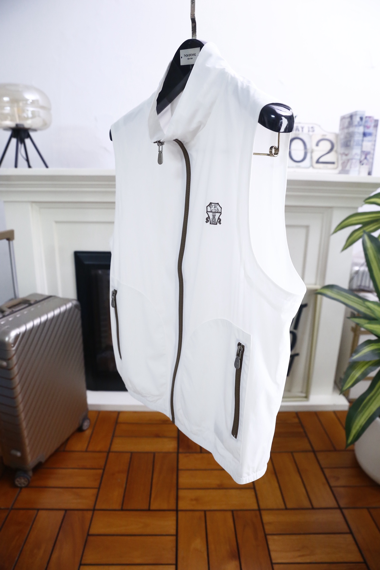 🔥BC.2026春季新品男士商务休闲薄款马甲👍🏼简约时尚又不失细节感一款，奢华经典品牌字母LOGO设计！