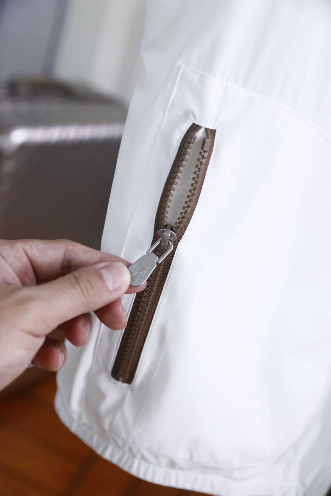 🔥BC.2026春季新品男士商务休闲薄款马甲👍🏼简约时尚又不失细节感一款，奢华经典品牌字母LOGO设计！