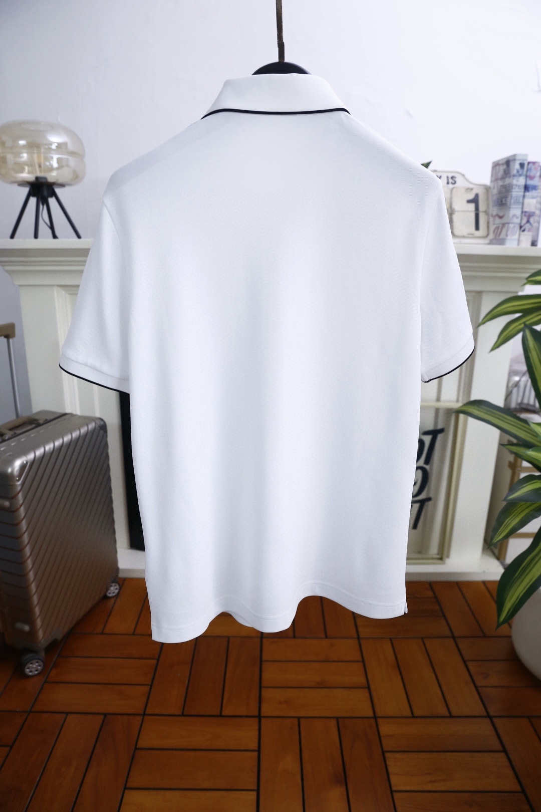 🔥kiton.2026春夏新品！男士经典时尚拉链短袖！时尚单品设计，更加时尚舒适，高标准定制，上身非常有