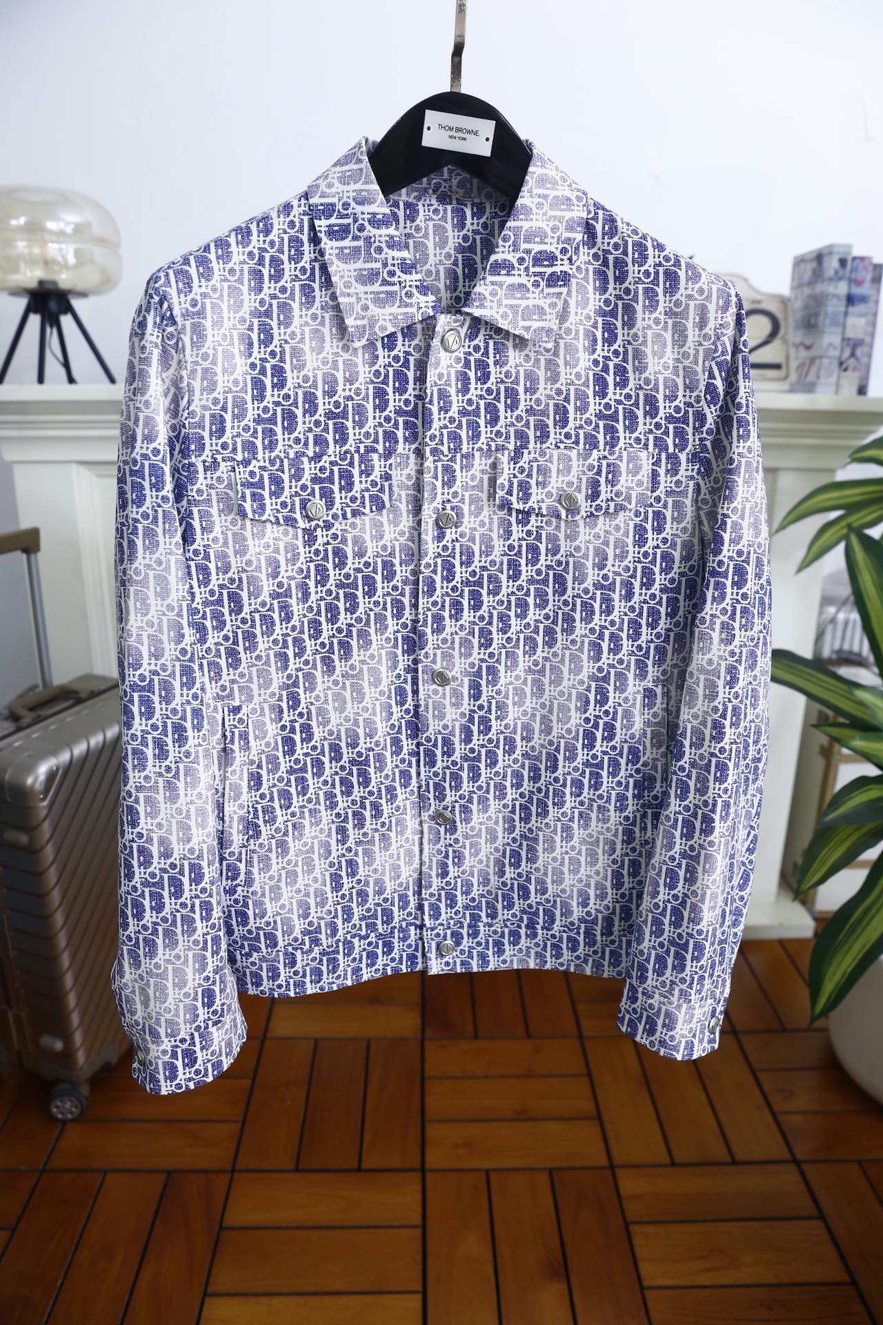 🔥迪奥/Di*r.2026春季新品🆕时尚男士翻领夹克！采用舒适干爽透气面料👍穿着体验，兼具柔软亲肤与挺括