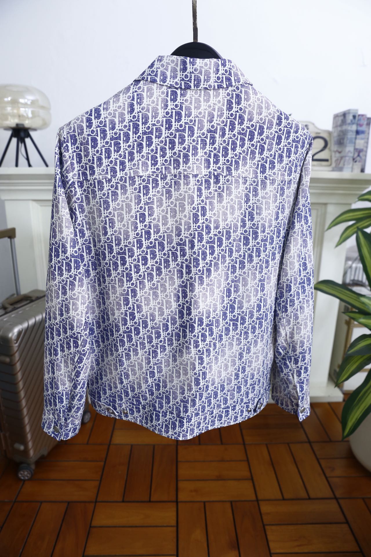 🔥迪奥/Di*r.2026春季新品🆕时尚男士翻领夹克！采用舒适干爽透气面料👍穿着体验，兼具柔软亲肤与挺括