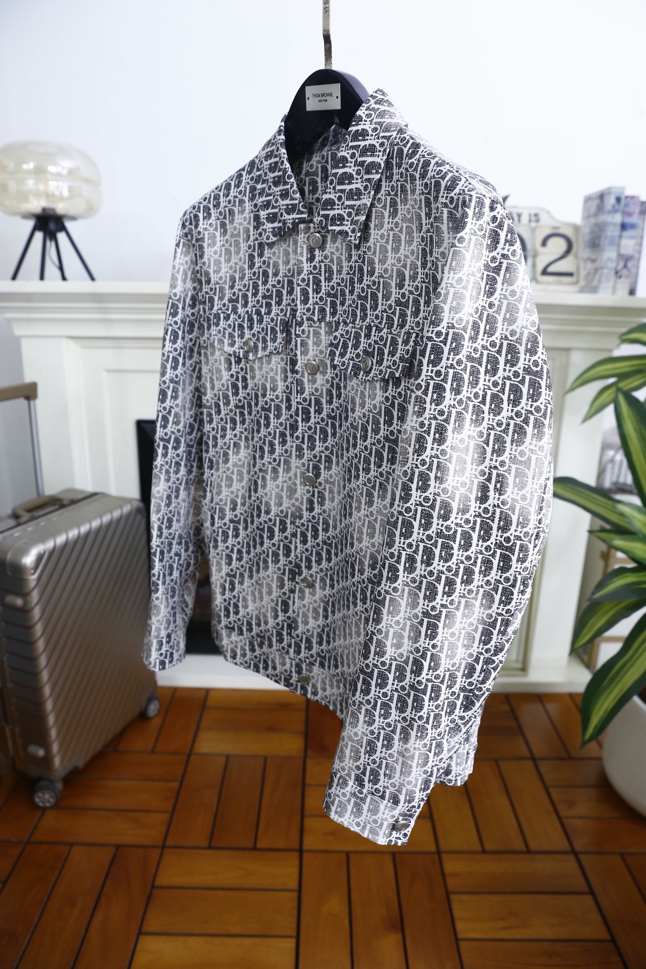 🔥迪奥/Di*r.2026春季新品🆕时尚男士翻领夹克！采用舒适干爽透气面料👍穿着体验，兼具柔软亲肤与挺括