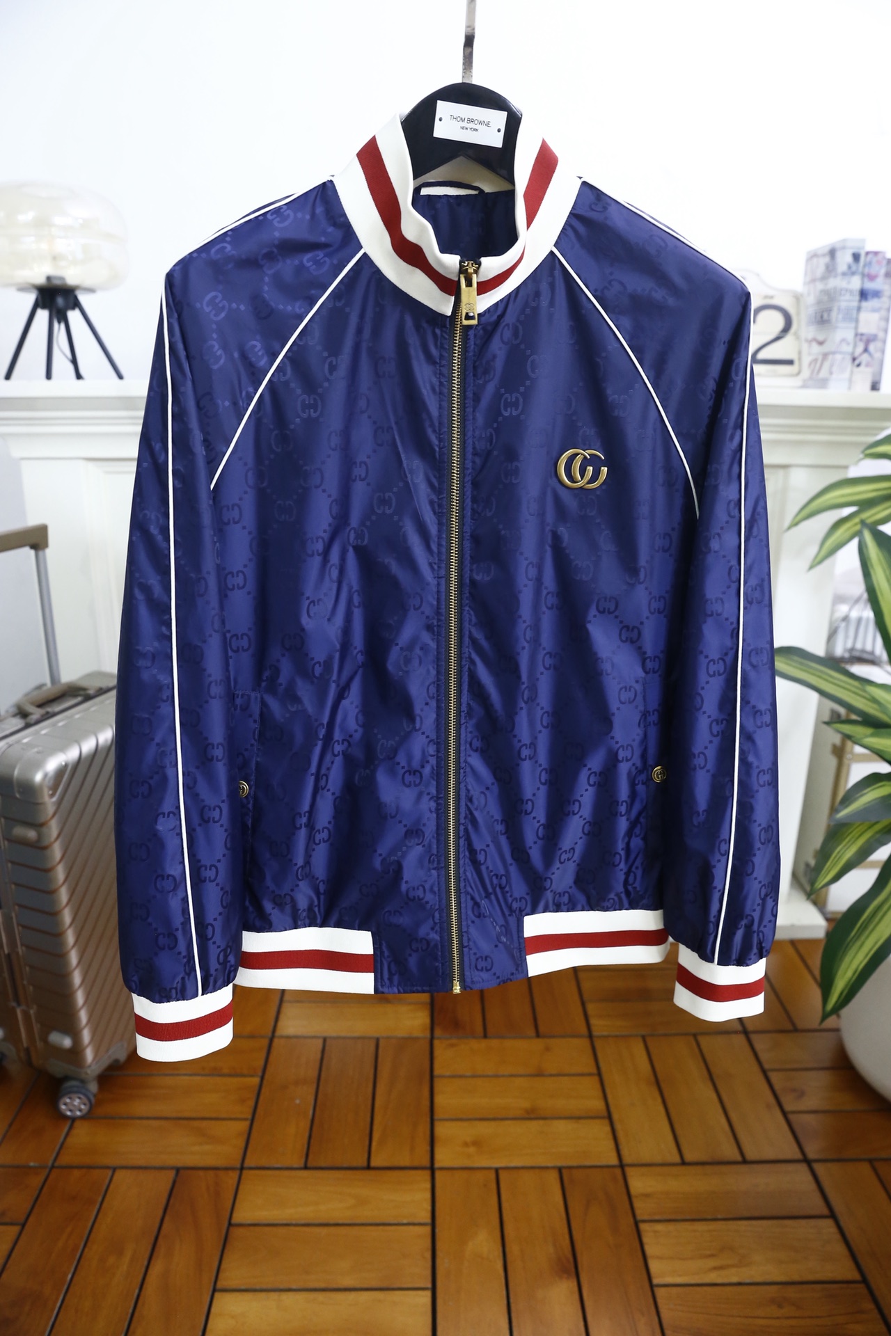 🔥古驰/Gu*ci.2026春季新品🆕时尚潮流百搭立领夹克👍采用舒适透气面料，干爽透气的穿着感，兼具柔软