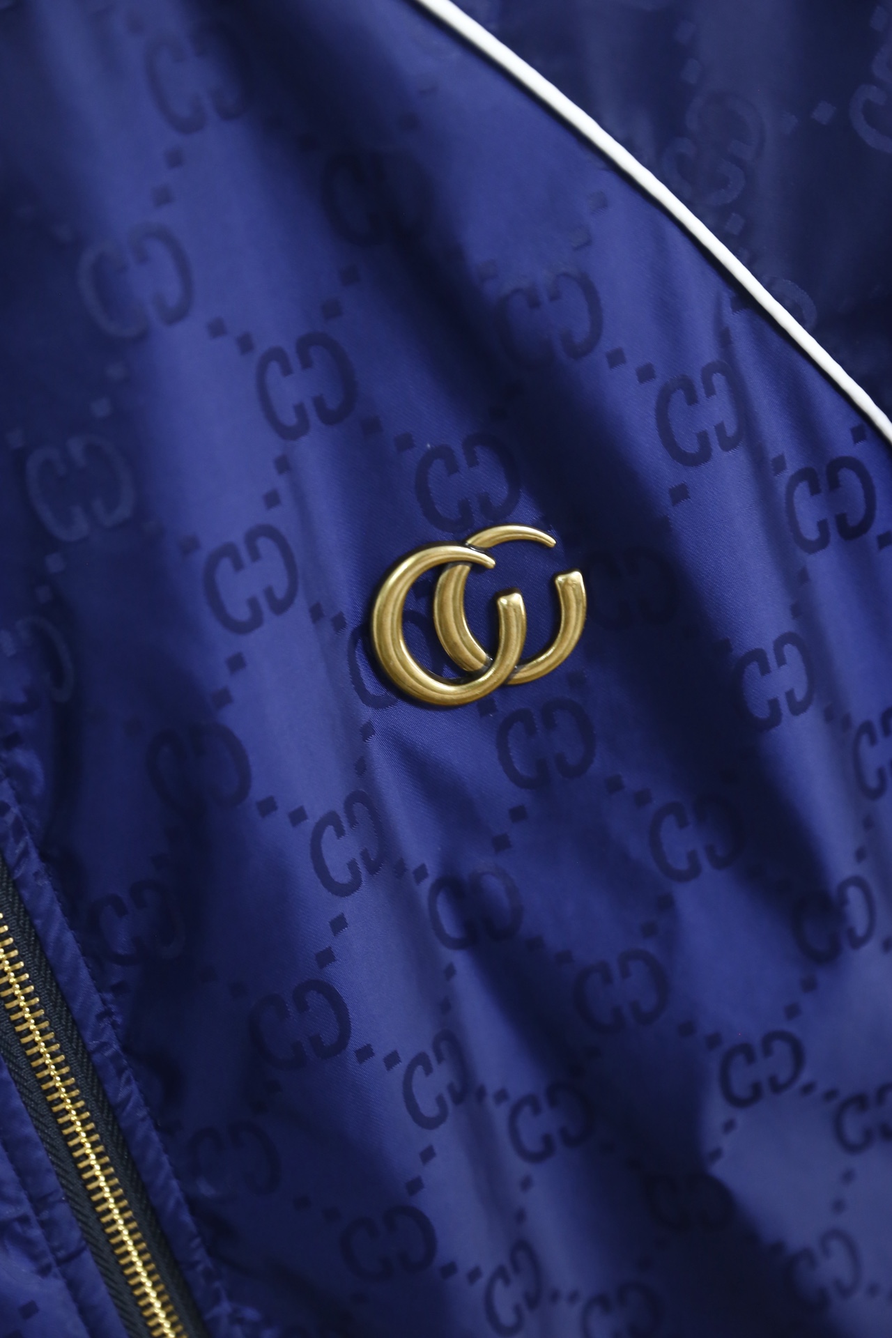 🔥古驰/Gu*ci.2026春季新品🆕时尚潮流百搭立领夹克👍采用舒适透气面料，干爽透气的穿着感，兼具柔软