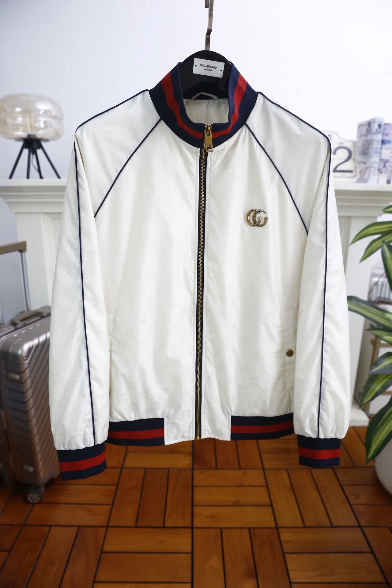 🔥古驰/Gu*ci.2026春季新品🆕时尚潮流百搭立领夹克👍采用舒适透气面料，干爽透气的穿着感，兼具柔软