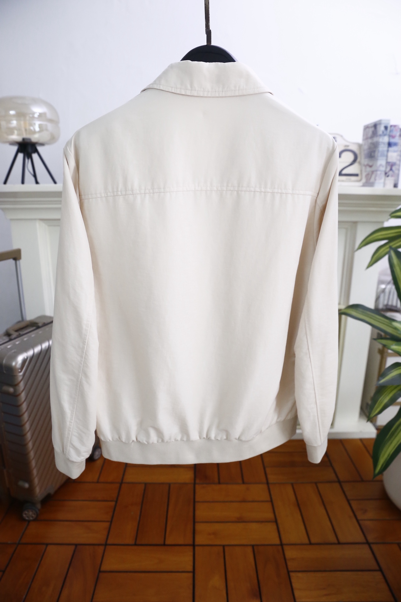 🔥巴宝丽/Burbe*ry.2026春季新品！经典百搭男士翻领夹克👍胸前品牌小马LOGO设计😎甄选舒适透