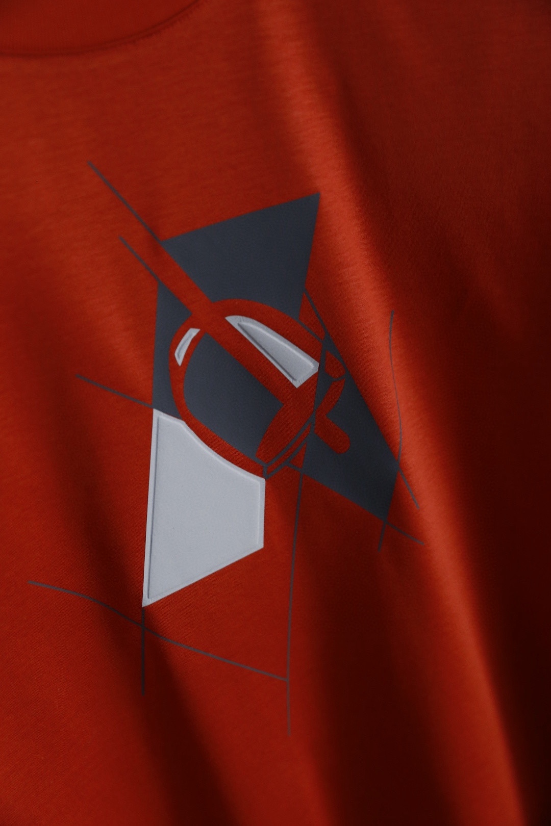 🔥爱马仕.2026春夏新品🆕时尚男士百搭圆领短袖T恤，采用质感顺滑的亲肤面料制作，圆领设计兼具弹性与耐用