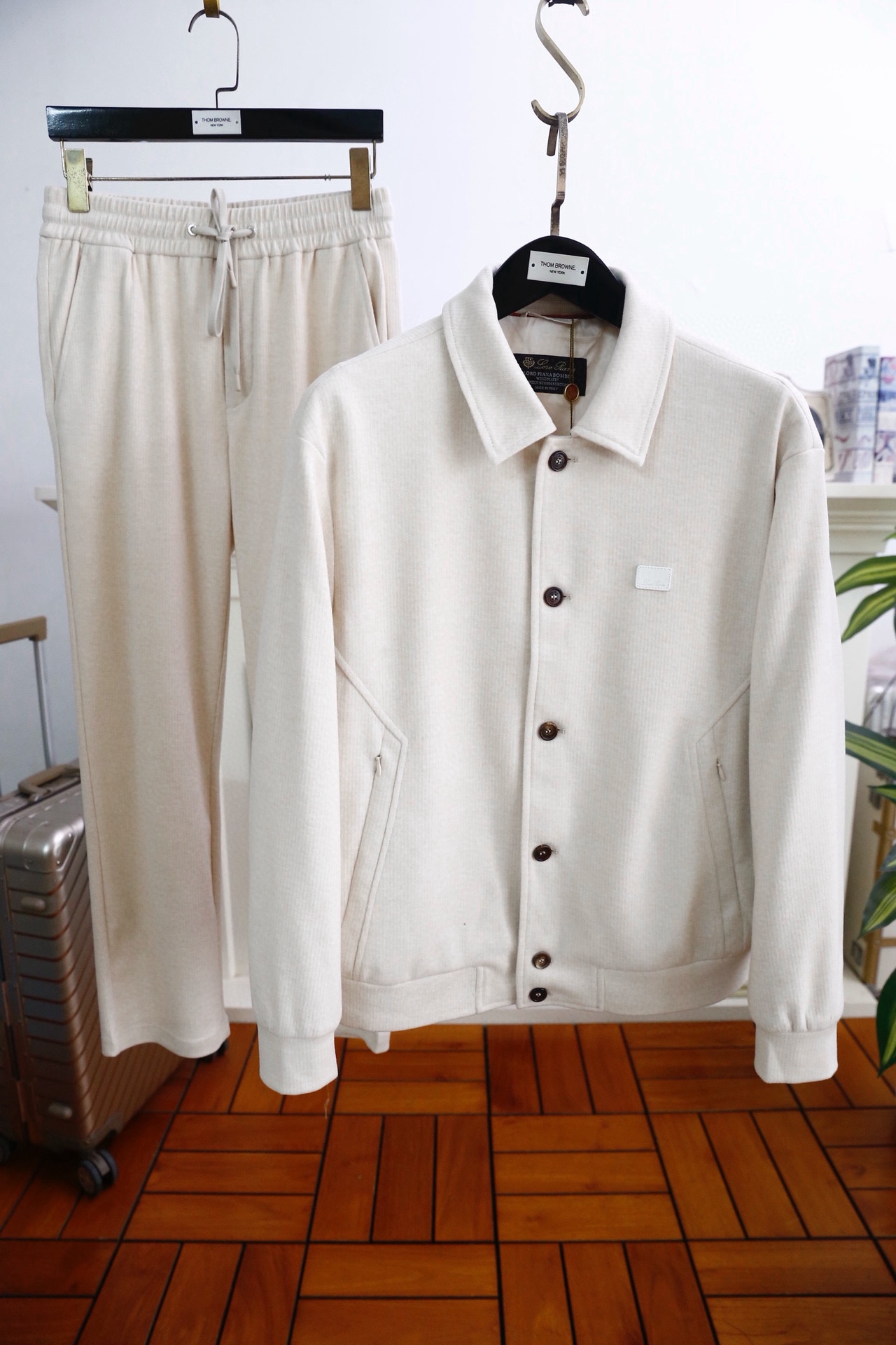 🔥Loro piana.2026早春新品🆕时尚男士原单休闲套装，属于品牌兼具舒适质感与简约风格的春秋单品