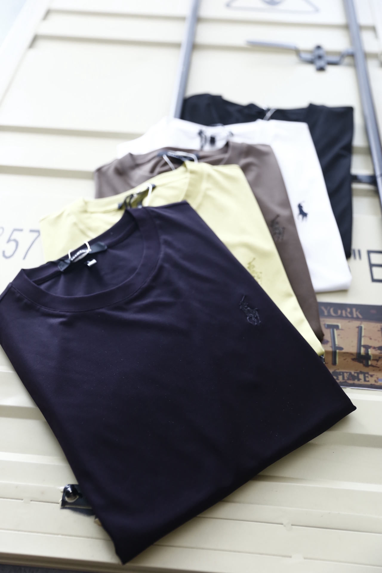 🔥POLO.2026春夏新品男士圆领短袖T恤采用简约利落的剪裁，版型规整且兼具舒适感，日常穿着无束缚感。