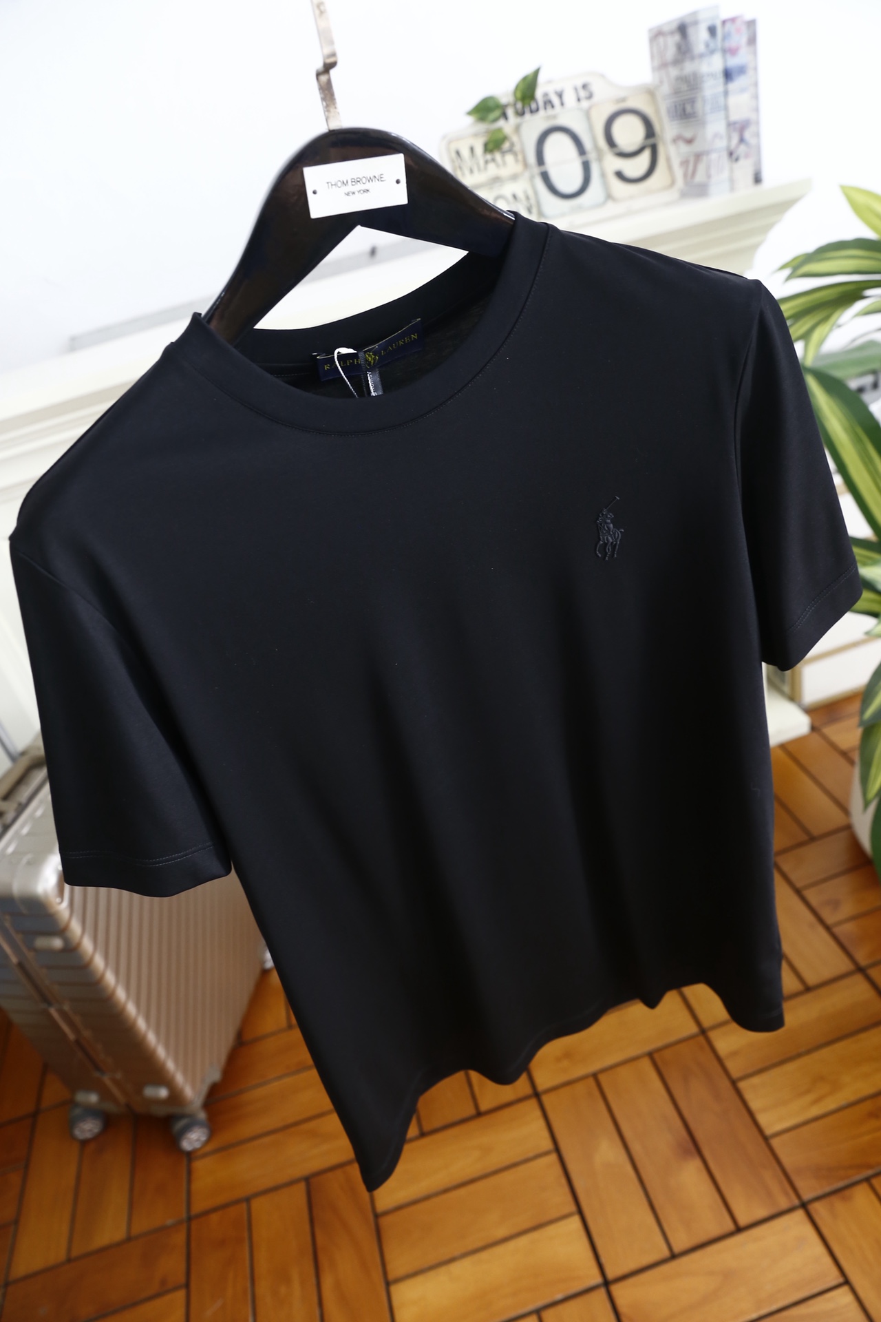 🔥POLO.2026春夏新品男士圆领短袖T恤采用简约利落的剪裁，版型规整且兼具舒适感，日常穿着无束缚感。