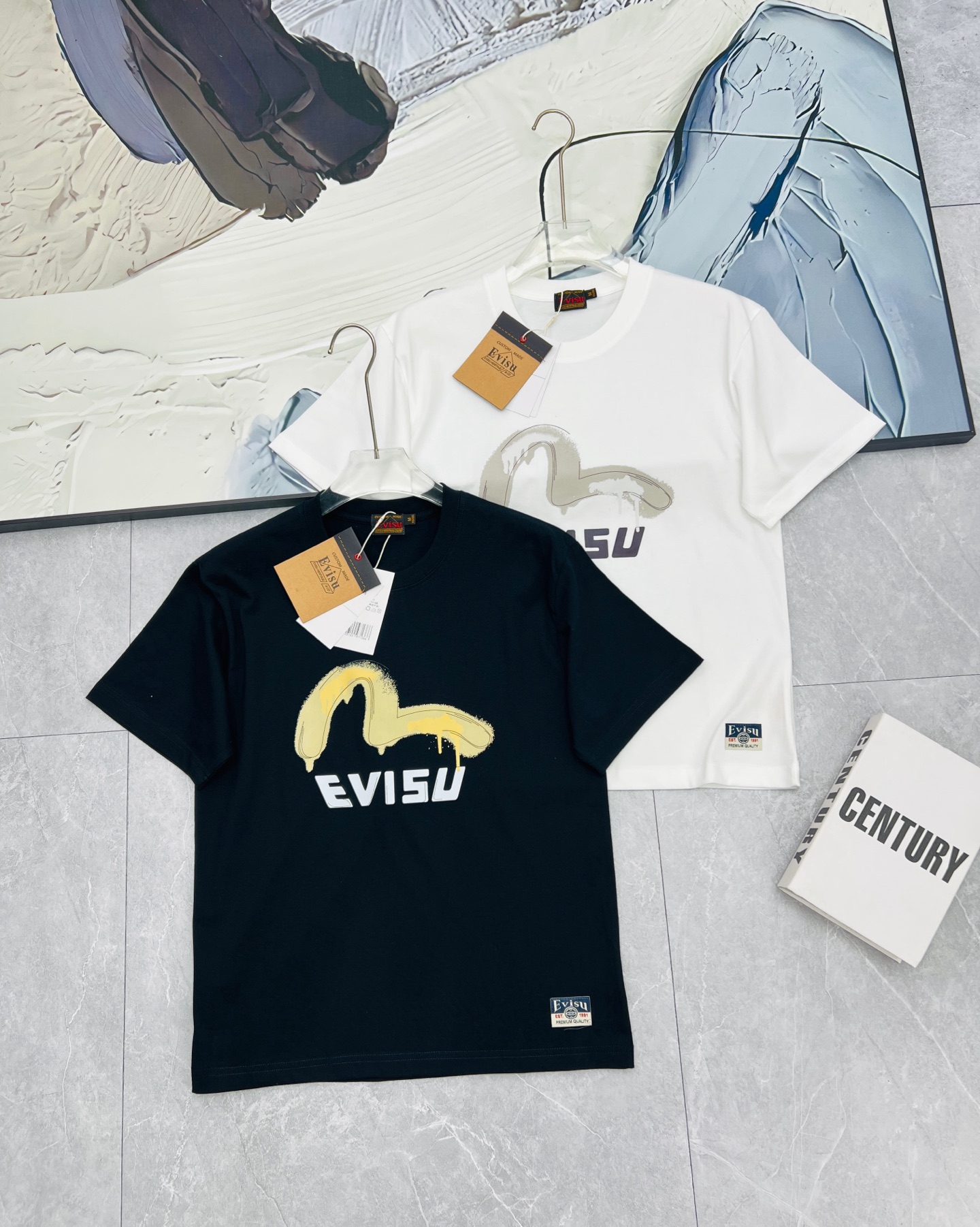 Alternative view of T-Shirt 02935