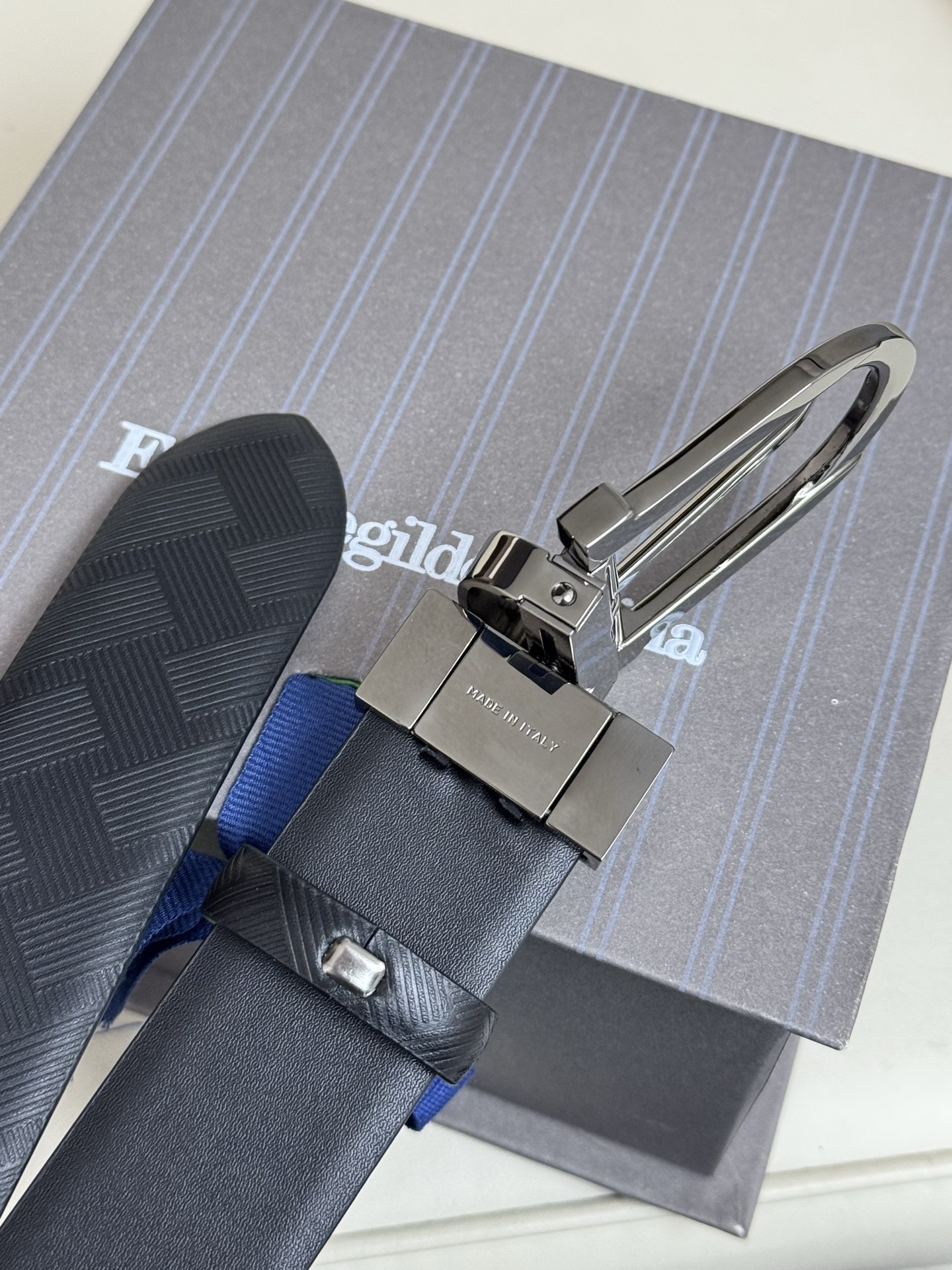 Ermenegildo Zegna Reversible Leather Belt | Premium Quality & Versatile Style 7 i1750655785484 9540 0 5