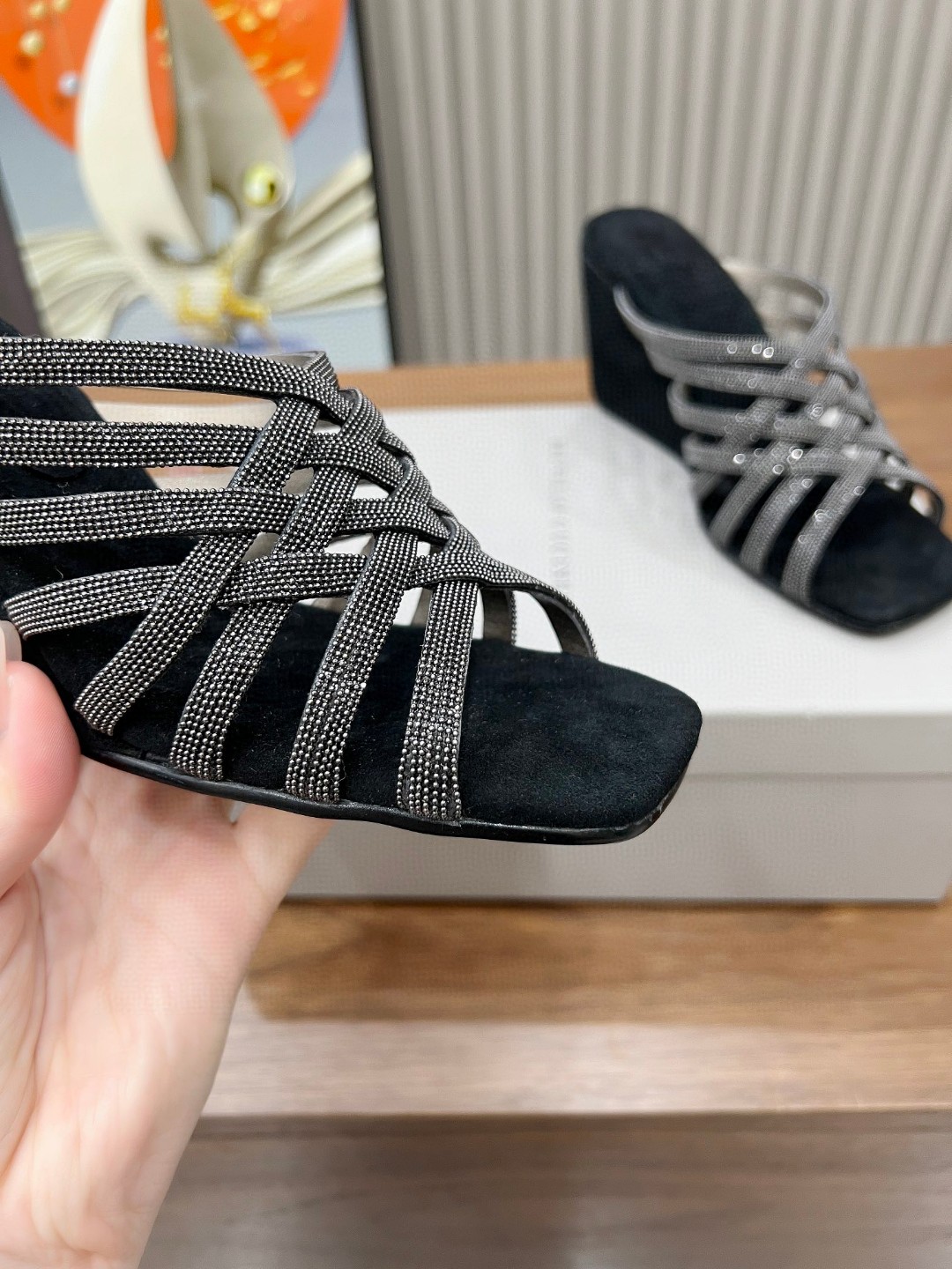 Luxury Italian Sandals: Runello Cucinelli BC Collection, Imported Wool and Pure Copper Details - 图片 7