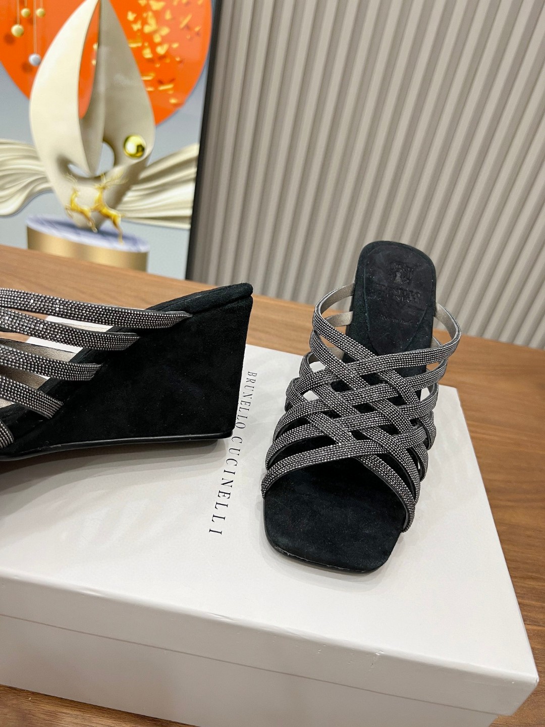 Luxury Italian Sandals: Runello Cucinelli BC Collection, Imported Wool and Pure Copper Details - 图片 8