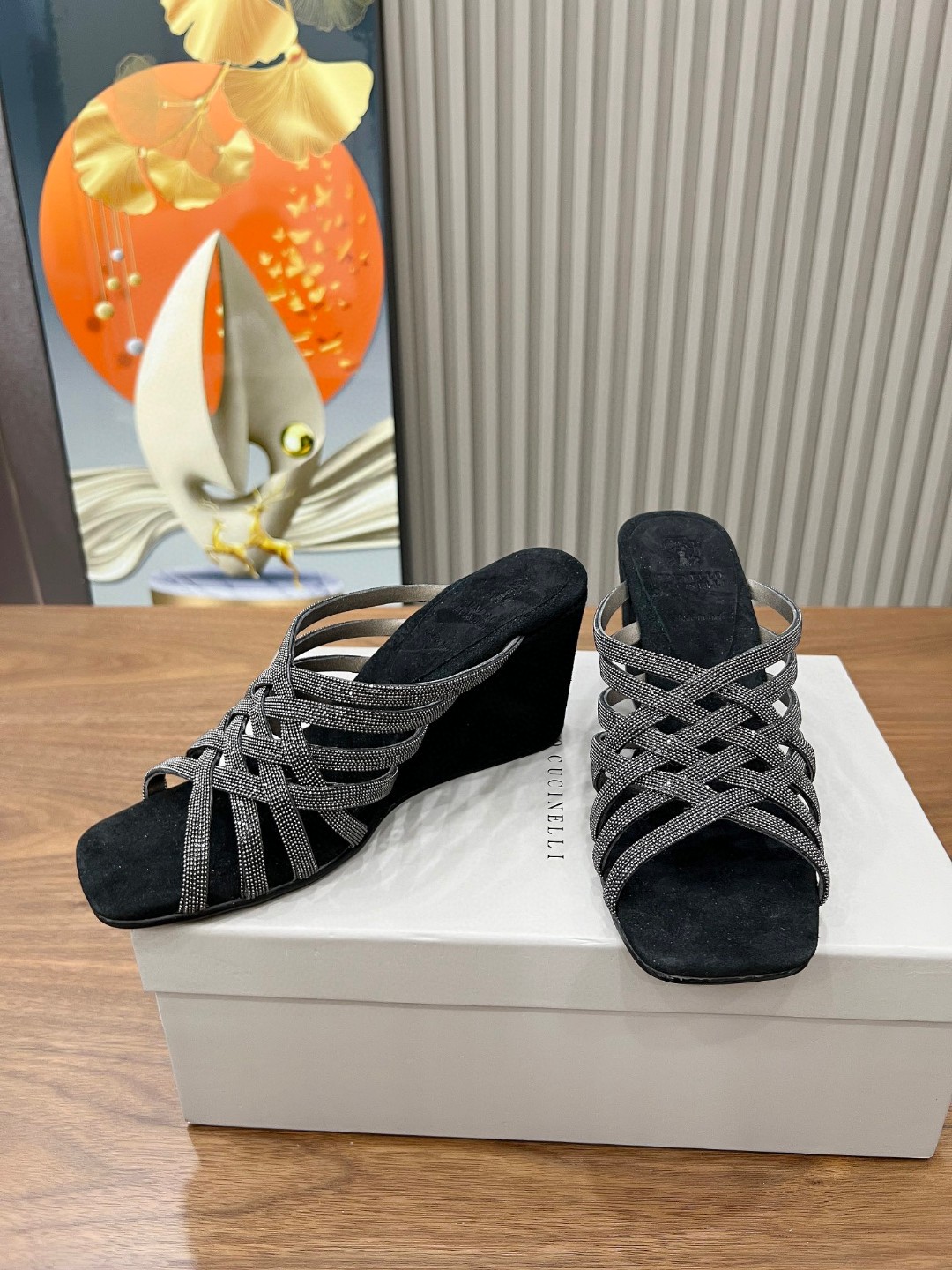 Luxury Italian Sandals: Runello Cucinelli BC Collection, Imported Wool and Pure Copper Details - 图片 9