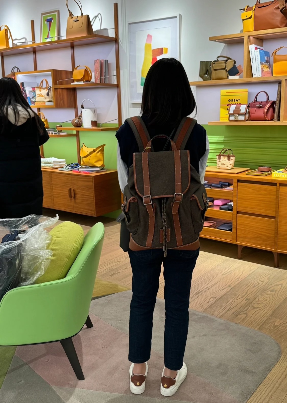 A timeless unisex backpack that seamlessly balances refined design with - Comprehensive 8