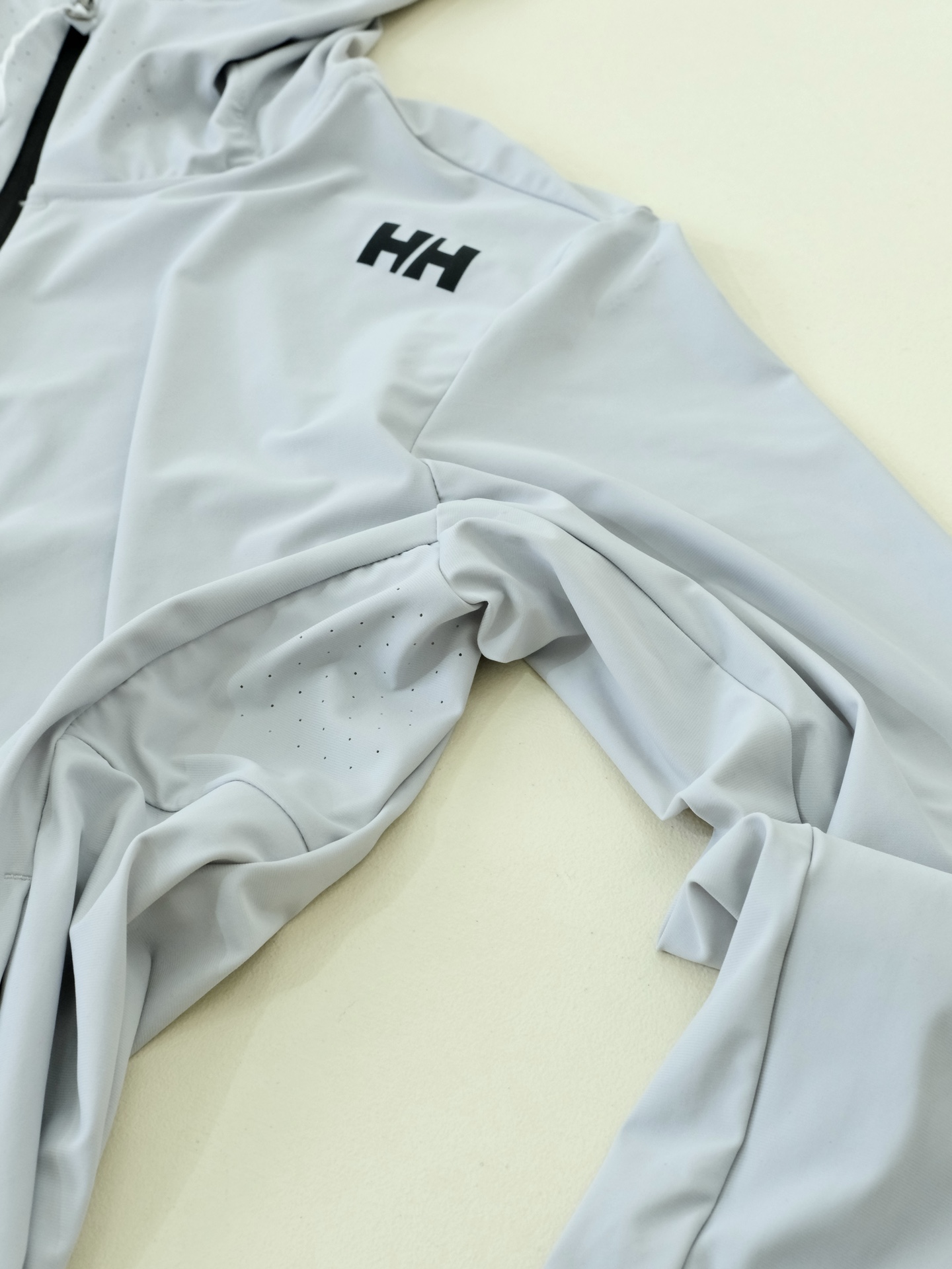 HELLY HANSEN  防晒衣服装 7