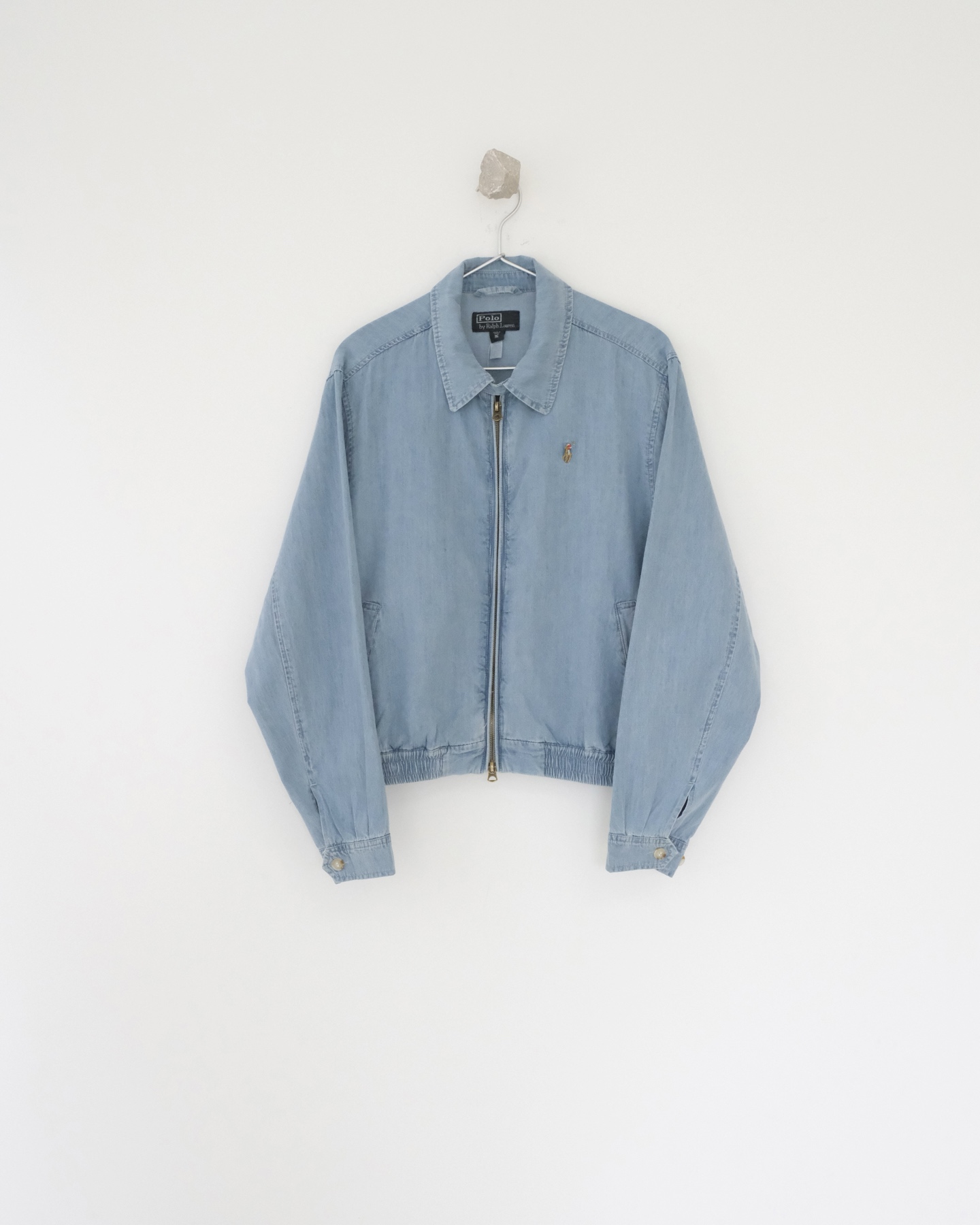 i1760013509997 944 0 1