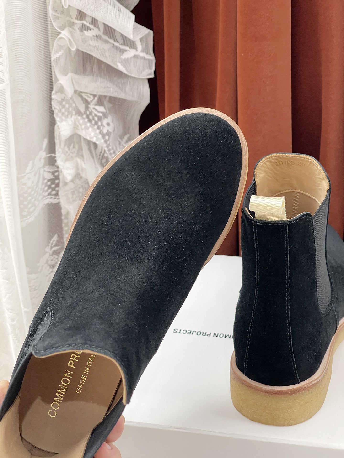 Review: Common Projects Chelsea Boots for Men – Classic, Stylish, and Comfortable - 图片 7