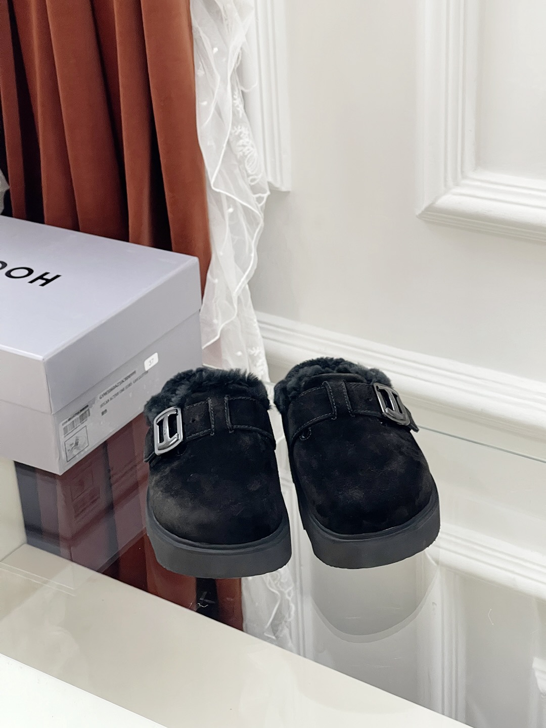Cozy Wool Slippers with Unique Zephyr Soles for Women: Hogan-Holded Collection - 图片 5