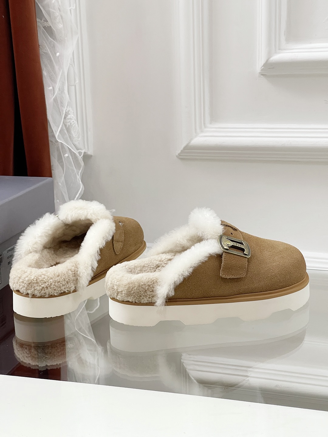 Cozy Wool Slippers with Cow Velvet and Zephyr Soles for Women. - 图片 7