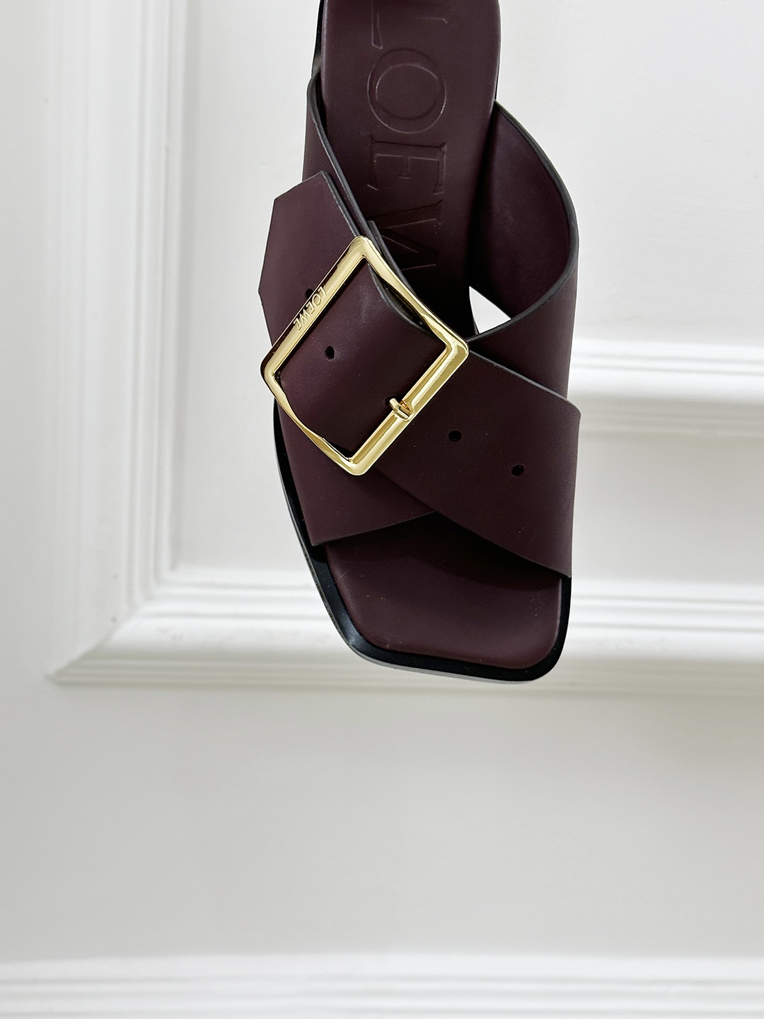 Loewe Leather Buckle Heeled Sandals - Stylish and Comfortable Summer Shoes 8 i1743324278243 9494 0 6