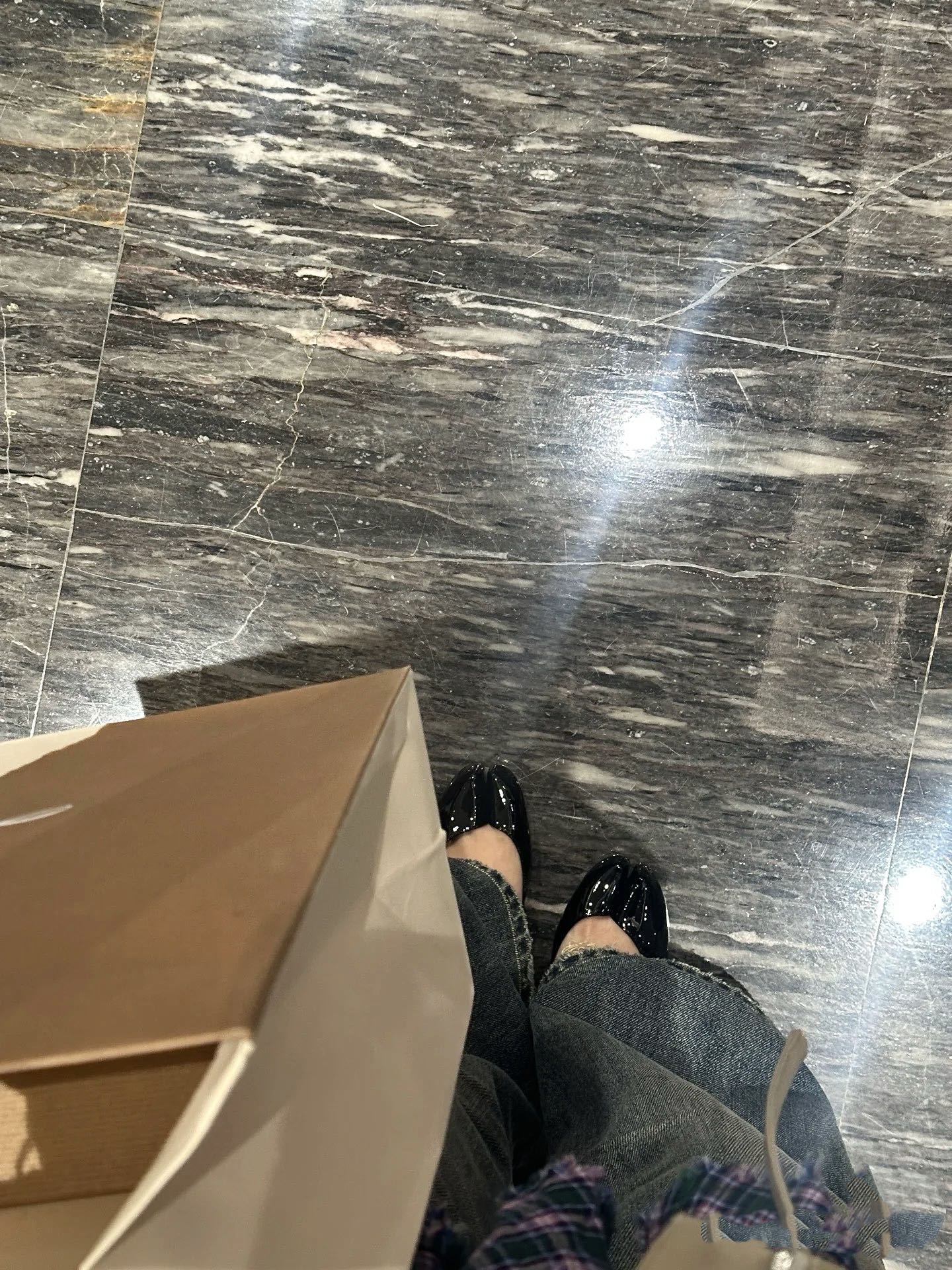 NO:244469,Matching demonstration, split-toe shoes19860909搭配示范,分趾鞋,Women's Shoes