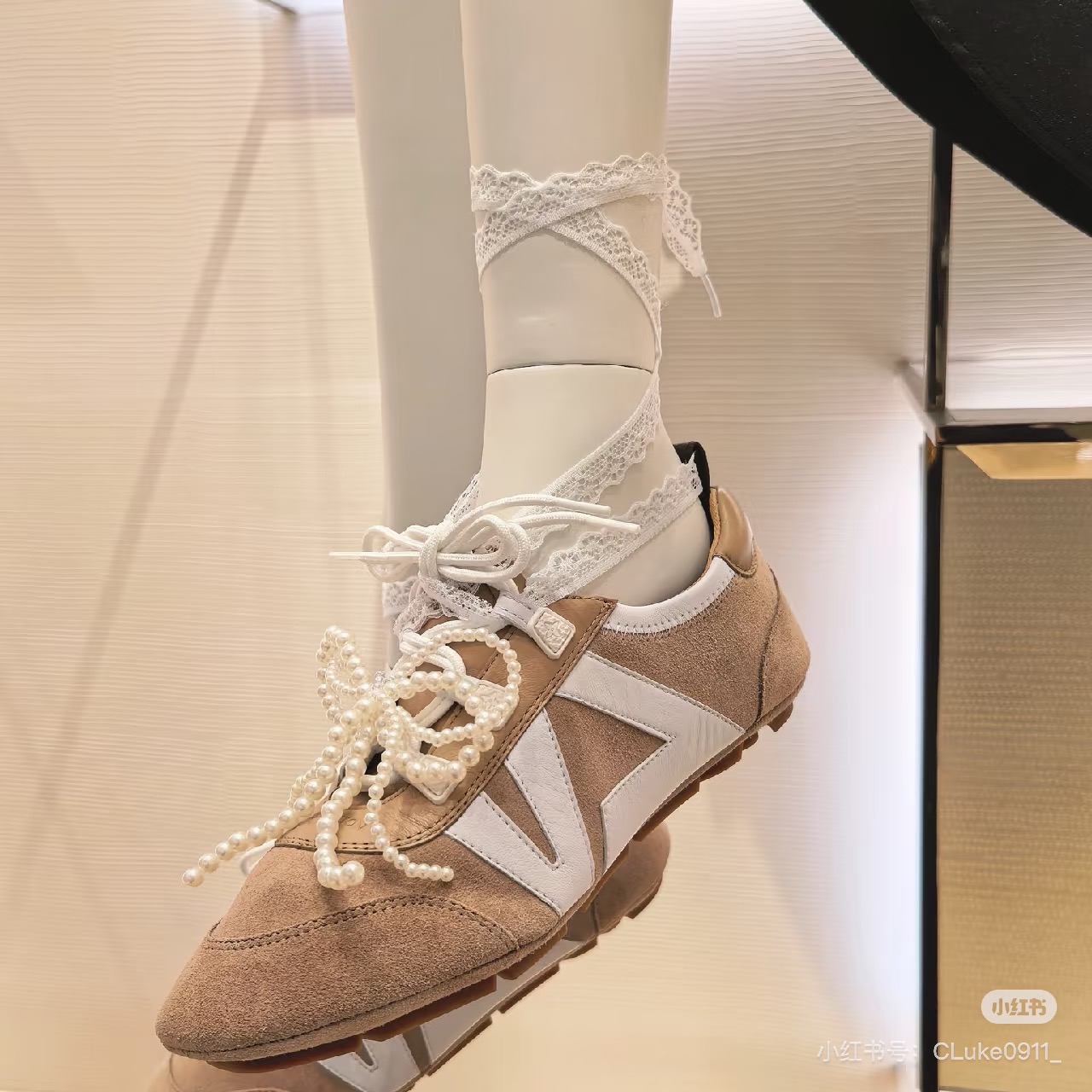 NO:402518,Matching demonstration, casual shoes/sports shoes, sneakers19860909搭配示范,休闲鞋/运动鞋,sneakers,Women's Shoes